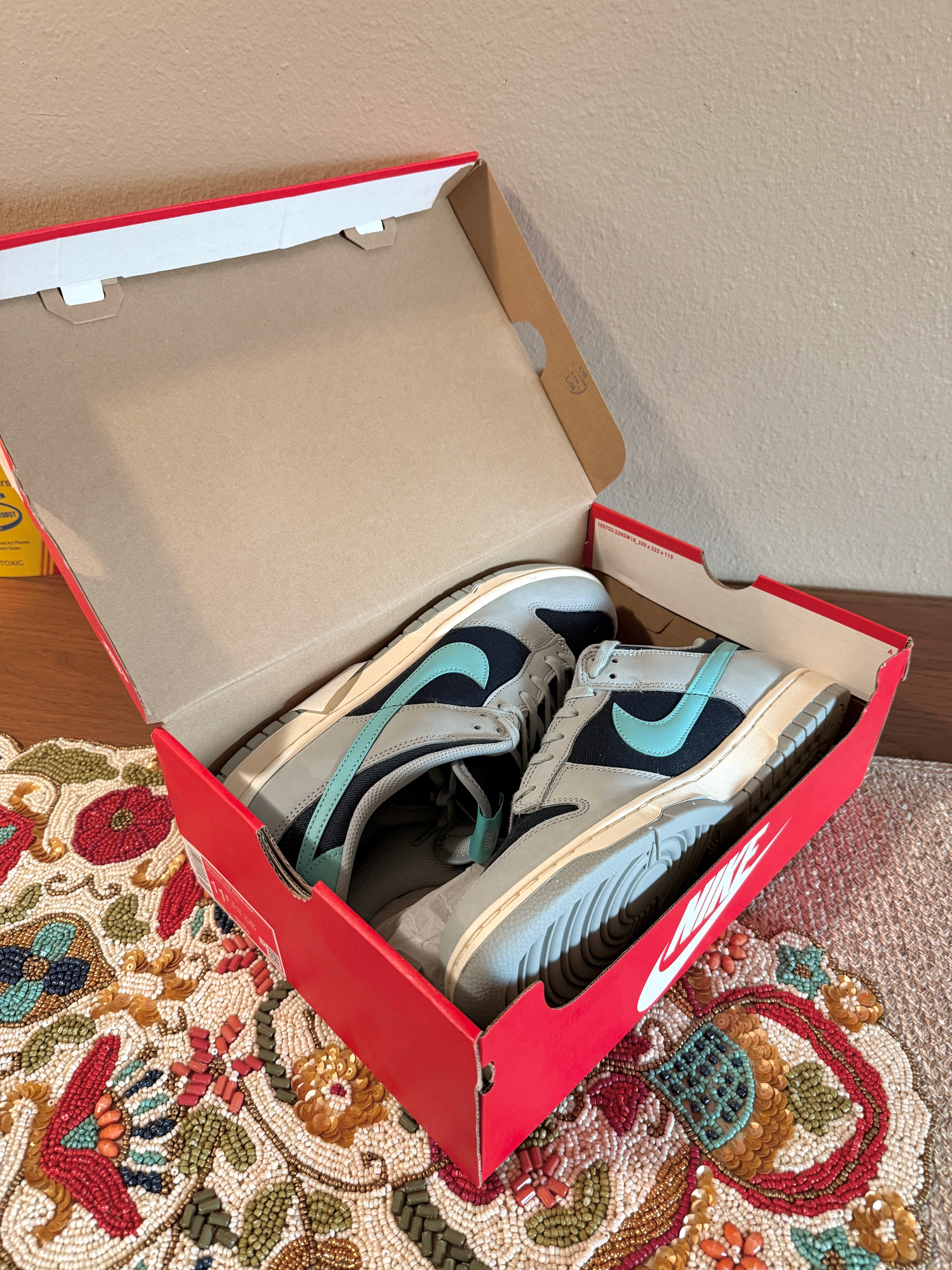 Nike Dunk Low Retro Light Pumice Green Frost Size 11.5