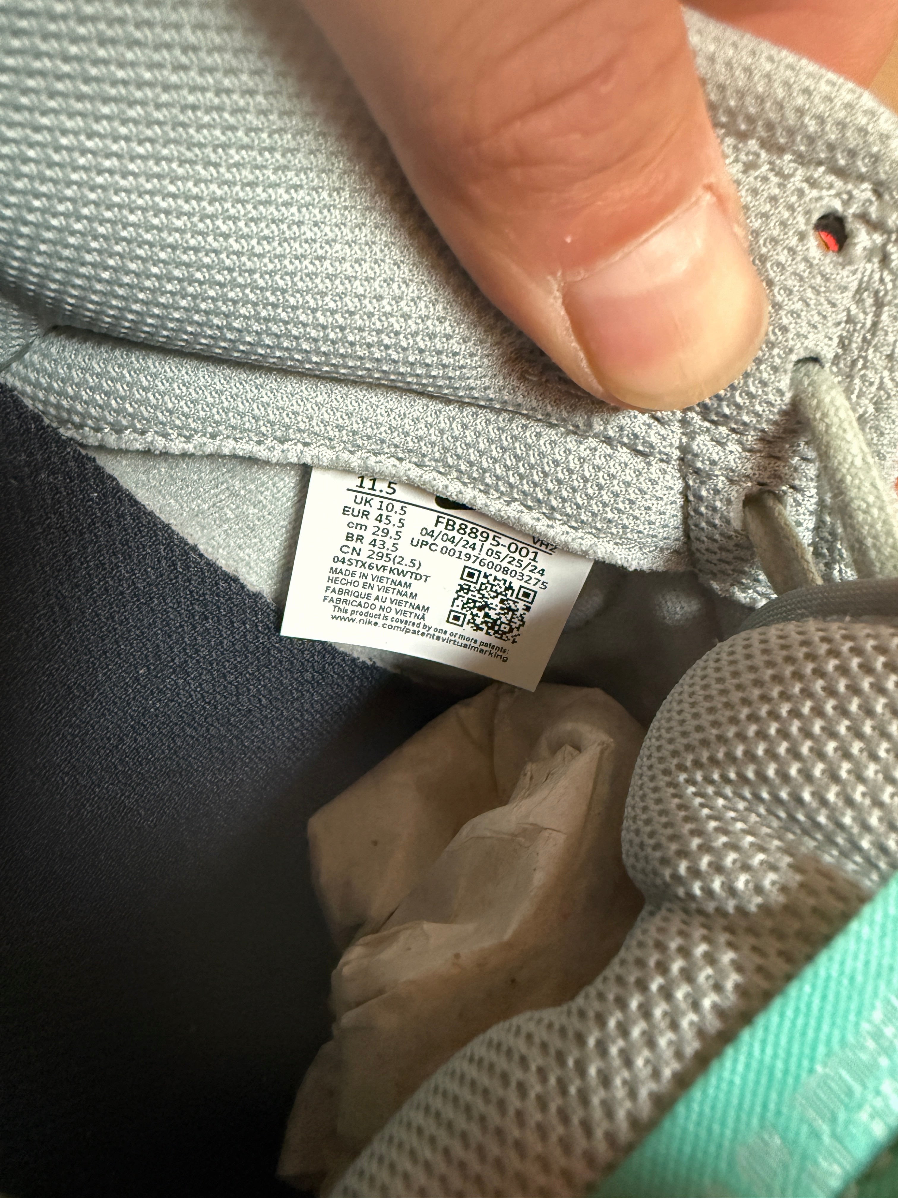 Nike Dunk Low Retro Light Pumice Green Frost Size 11.5