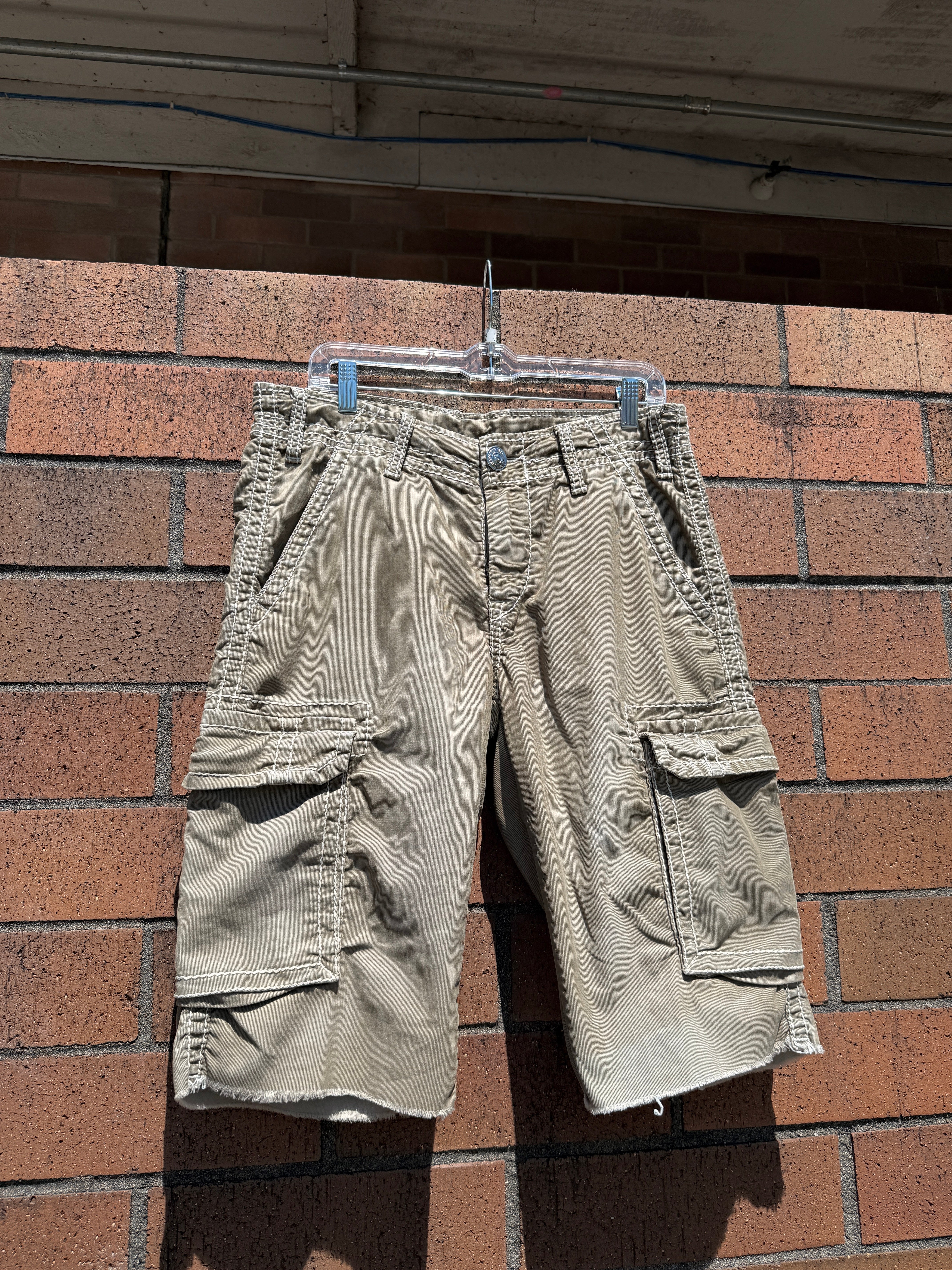 True Religion Olive Green Anthony Cutoff Cargo Shorts Size 32