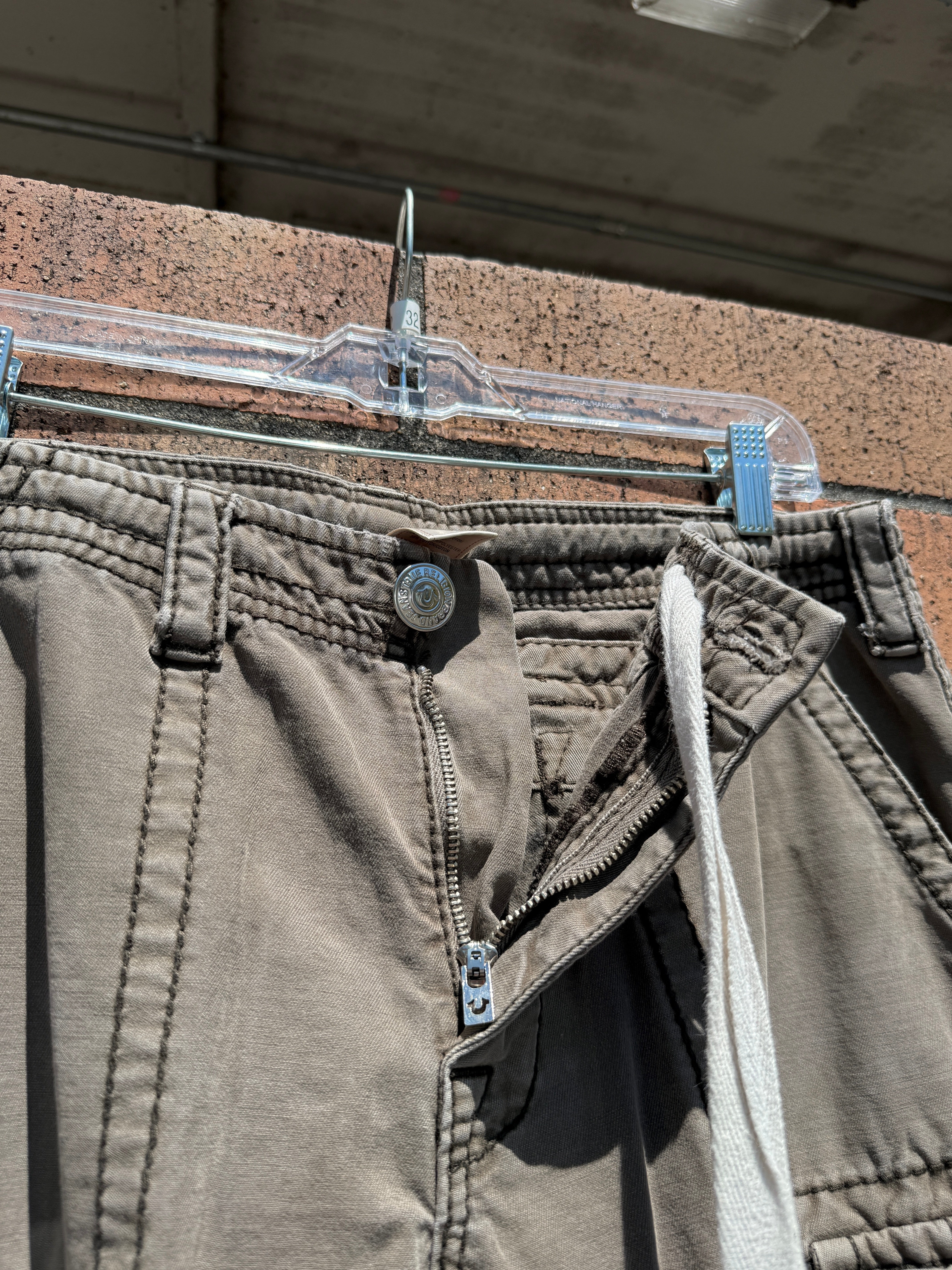 True Religion Olive Green Anthony Cargo Pants Size 32