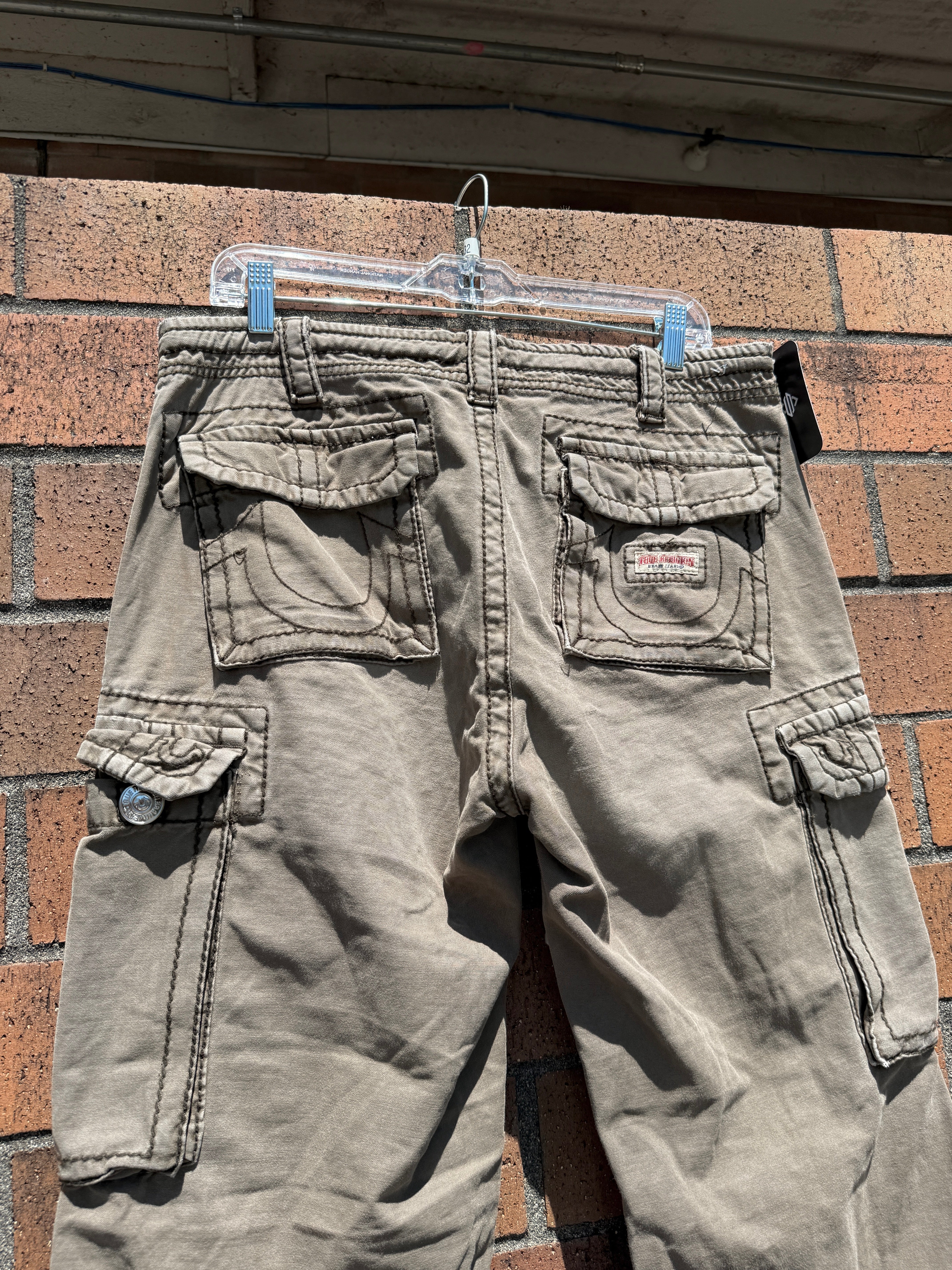 True Religion Olive Green Anthony Cargo Pants Size 32