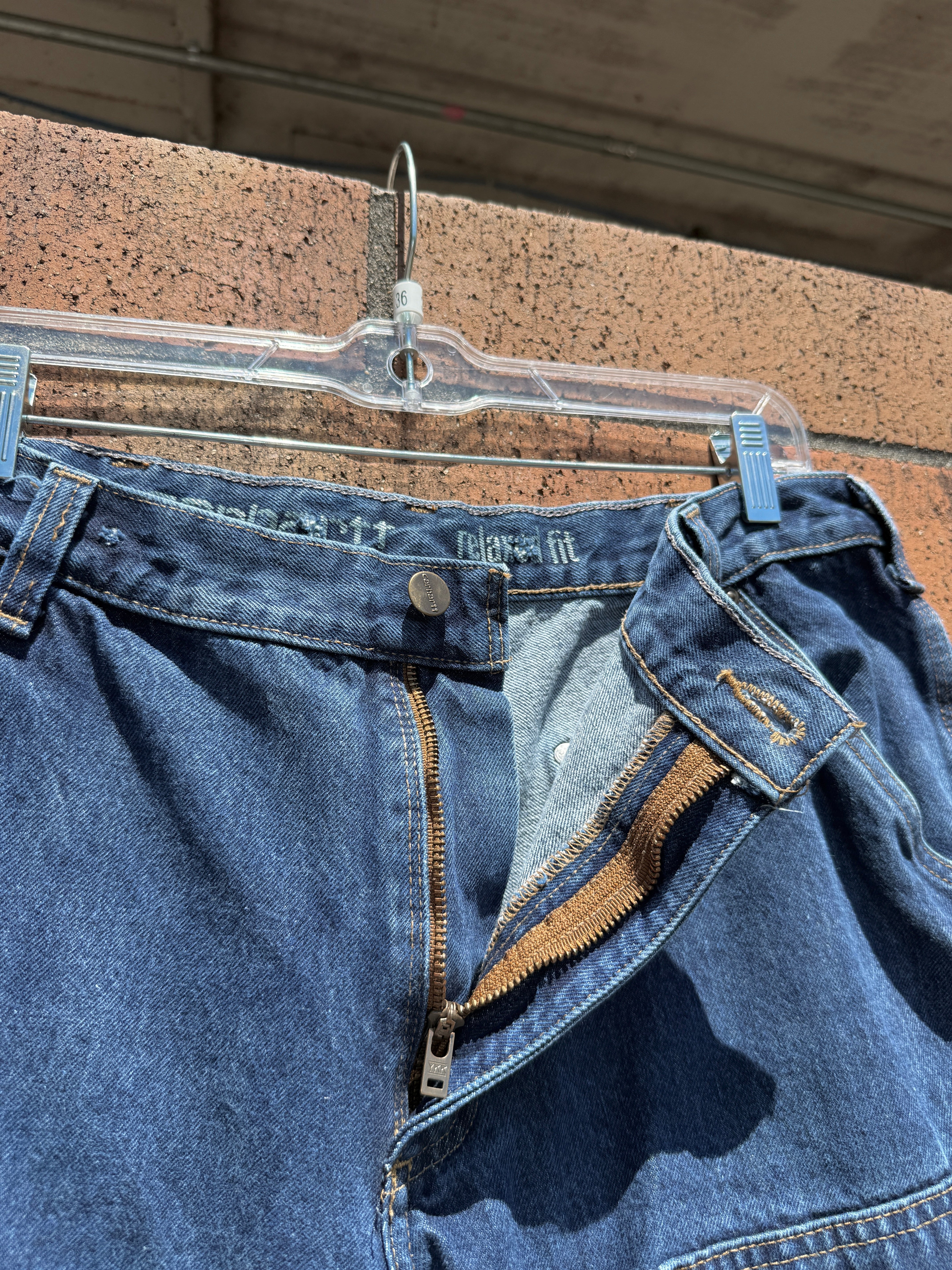 Cahartt Relaxed Fit Medium Wash Denim Double Knees Size 36x30