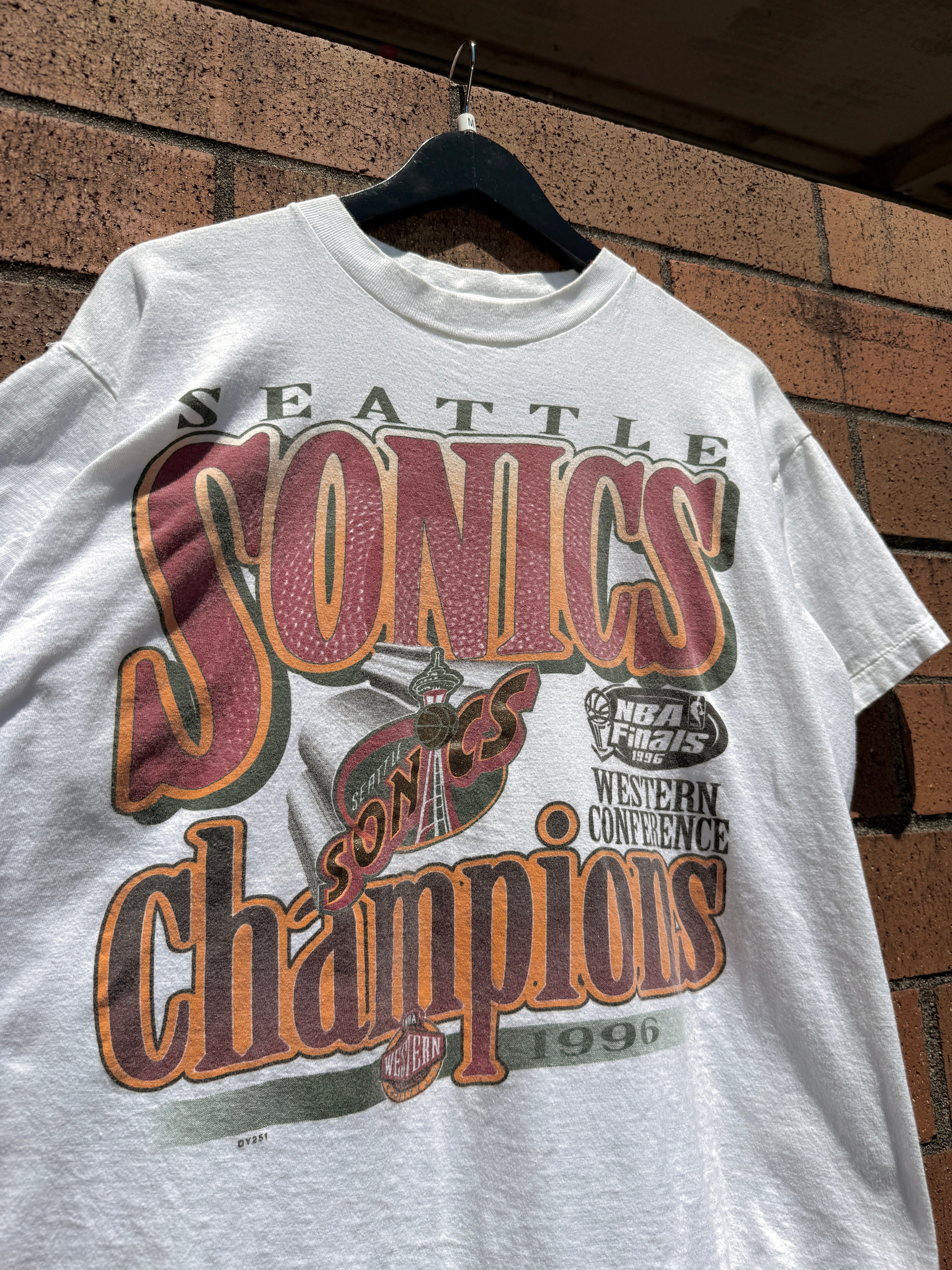 1996 Seattle Sonics White NBA Finals Tee Size M