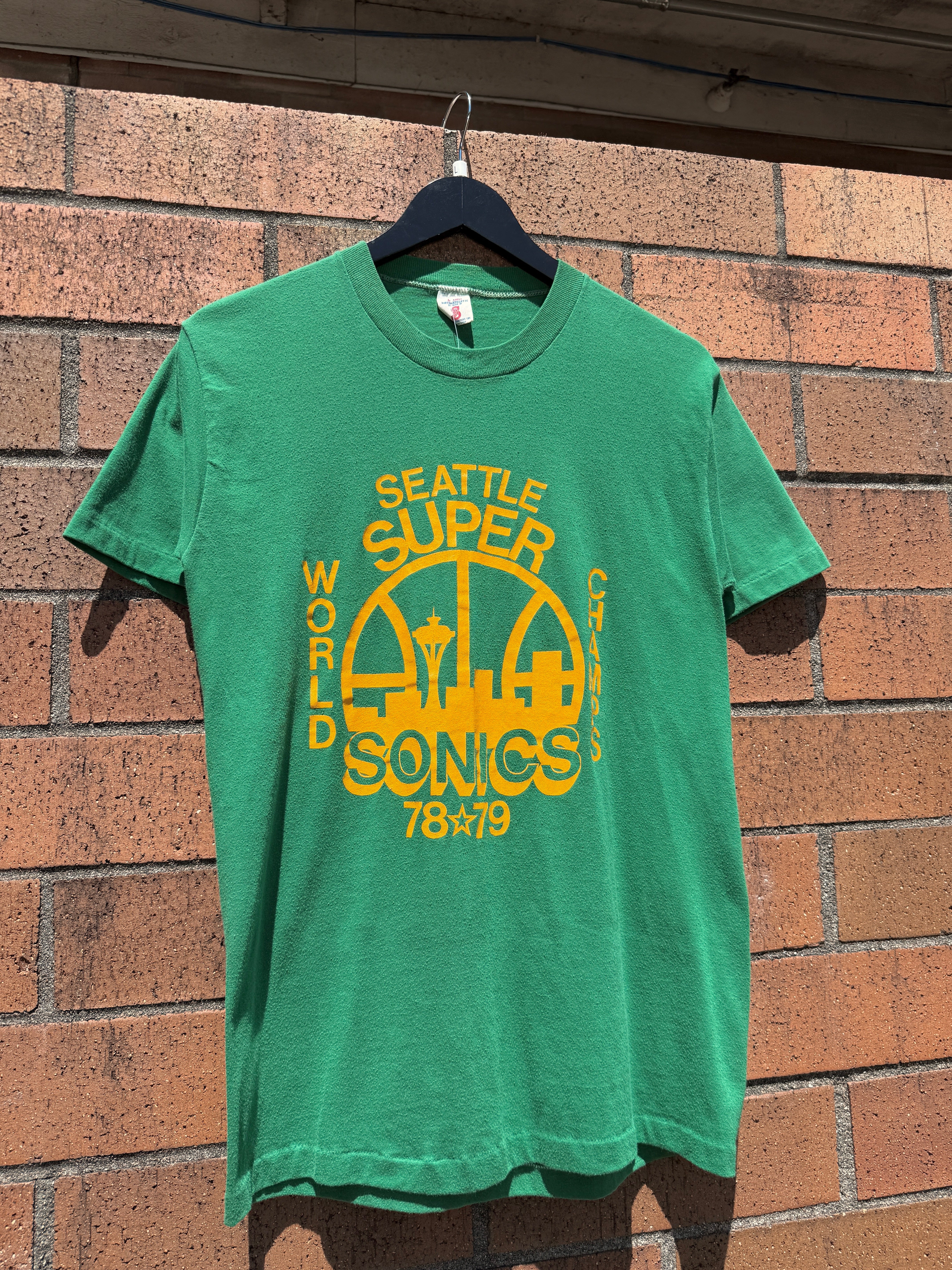 1978-79 Seattle Supersonics World Champs Tee Size L