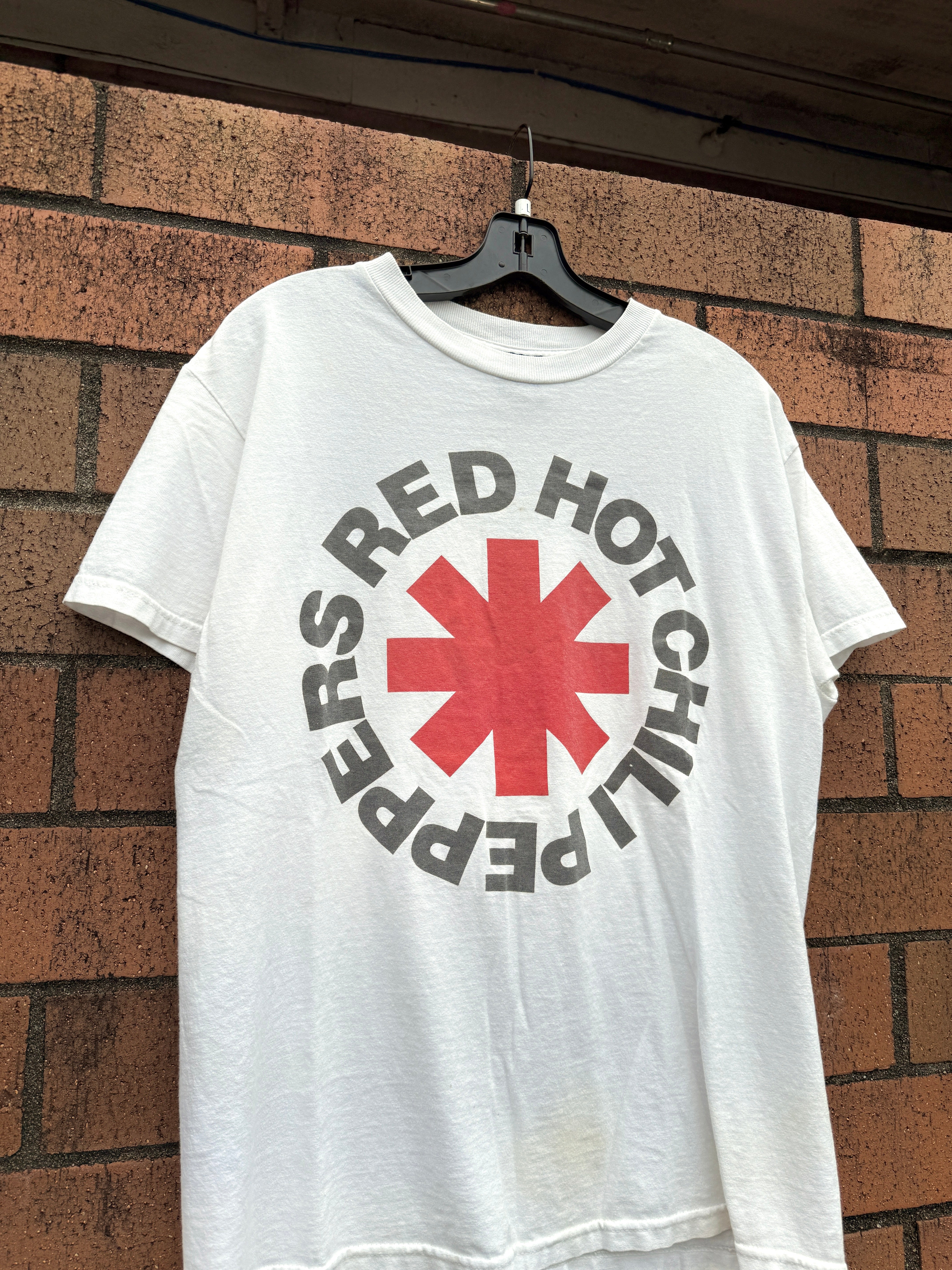 90s Red Hot Chili Peppers White Giant Tee Size L