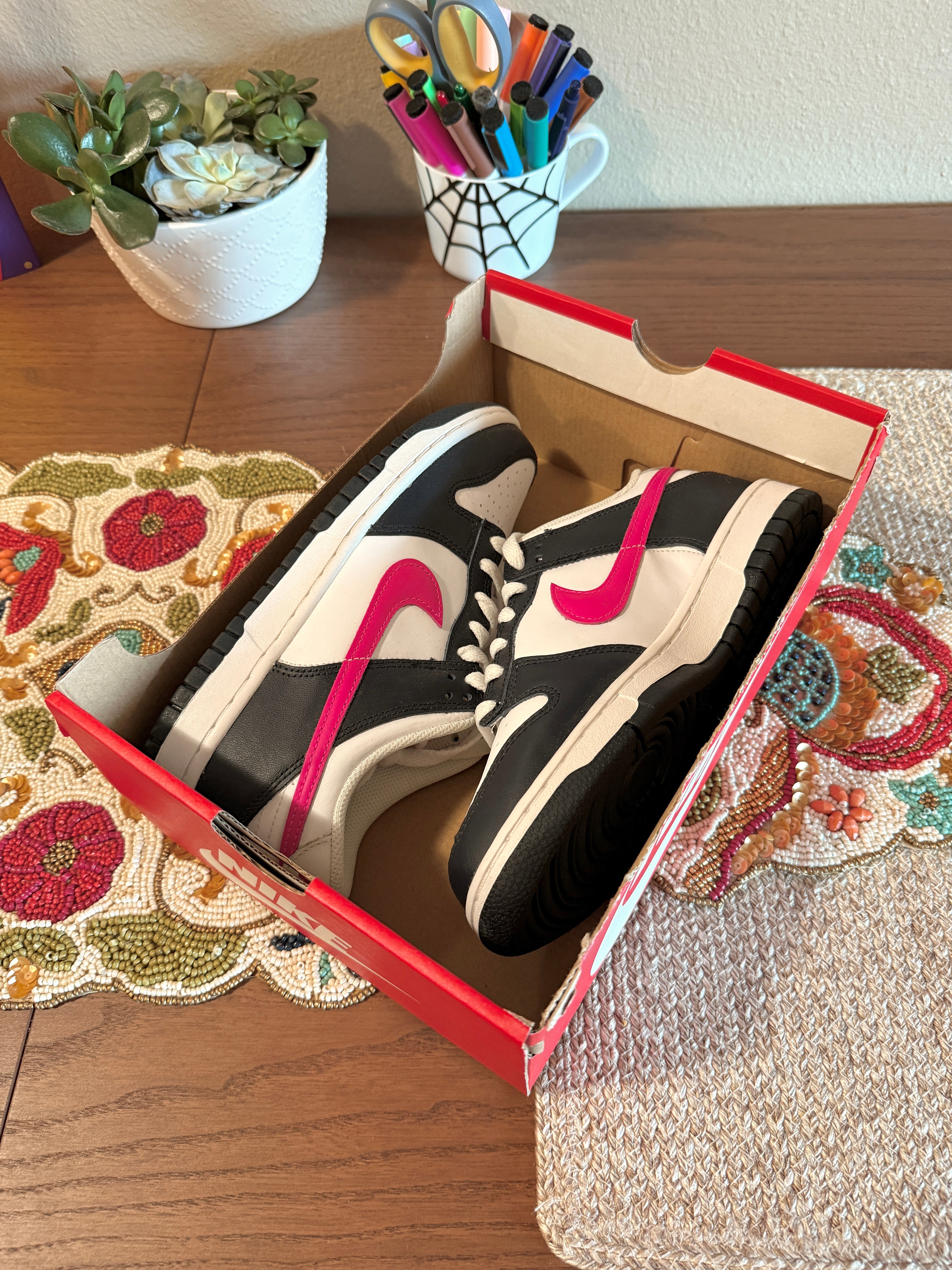 Nike Dunk Low Obsidian Fierce Pink (GS) Size 6 MISSING LID