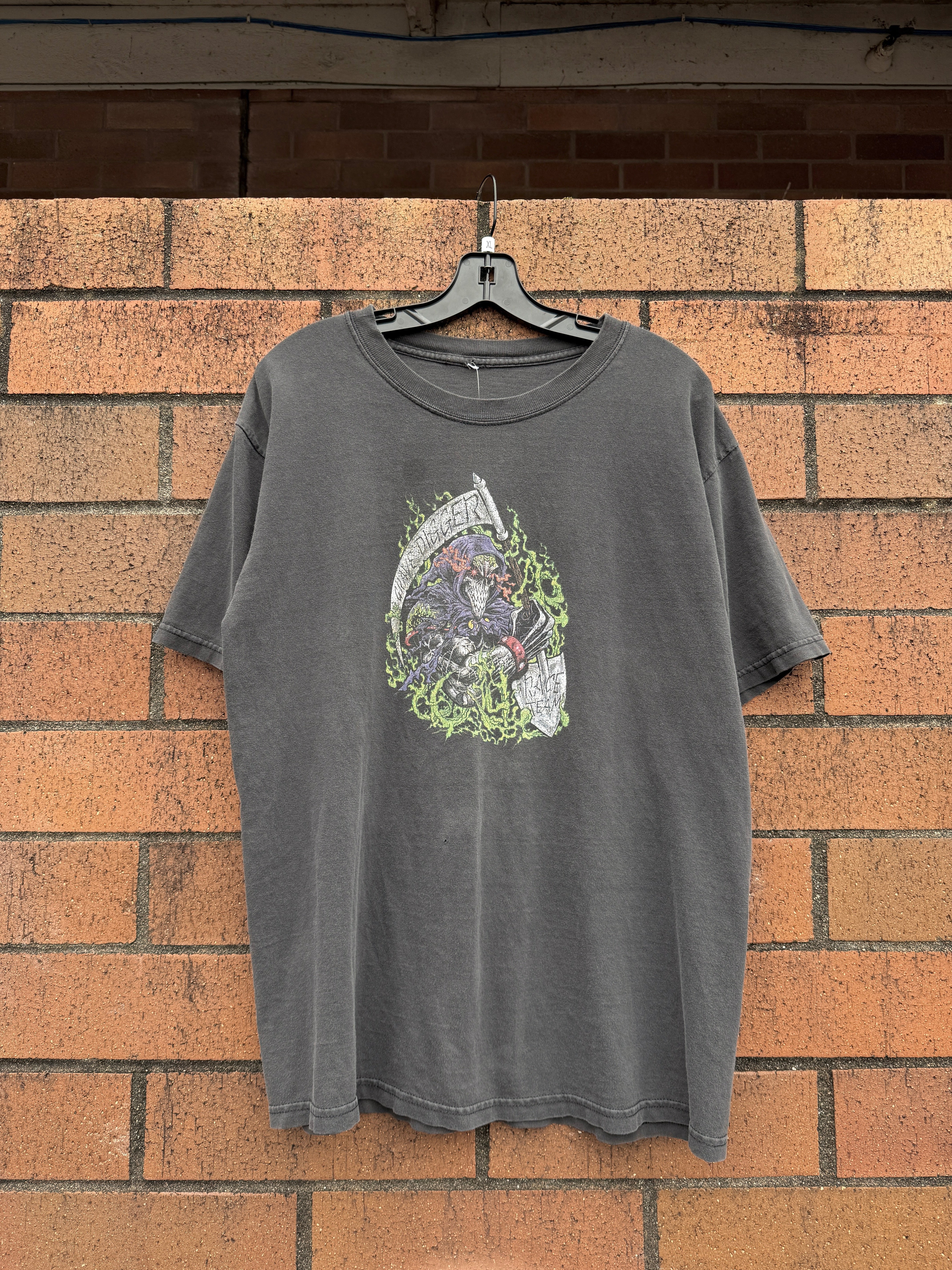 2004 Gravedigger Spirit of a Champion Tee Size XL