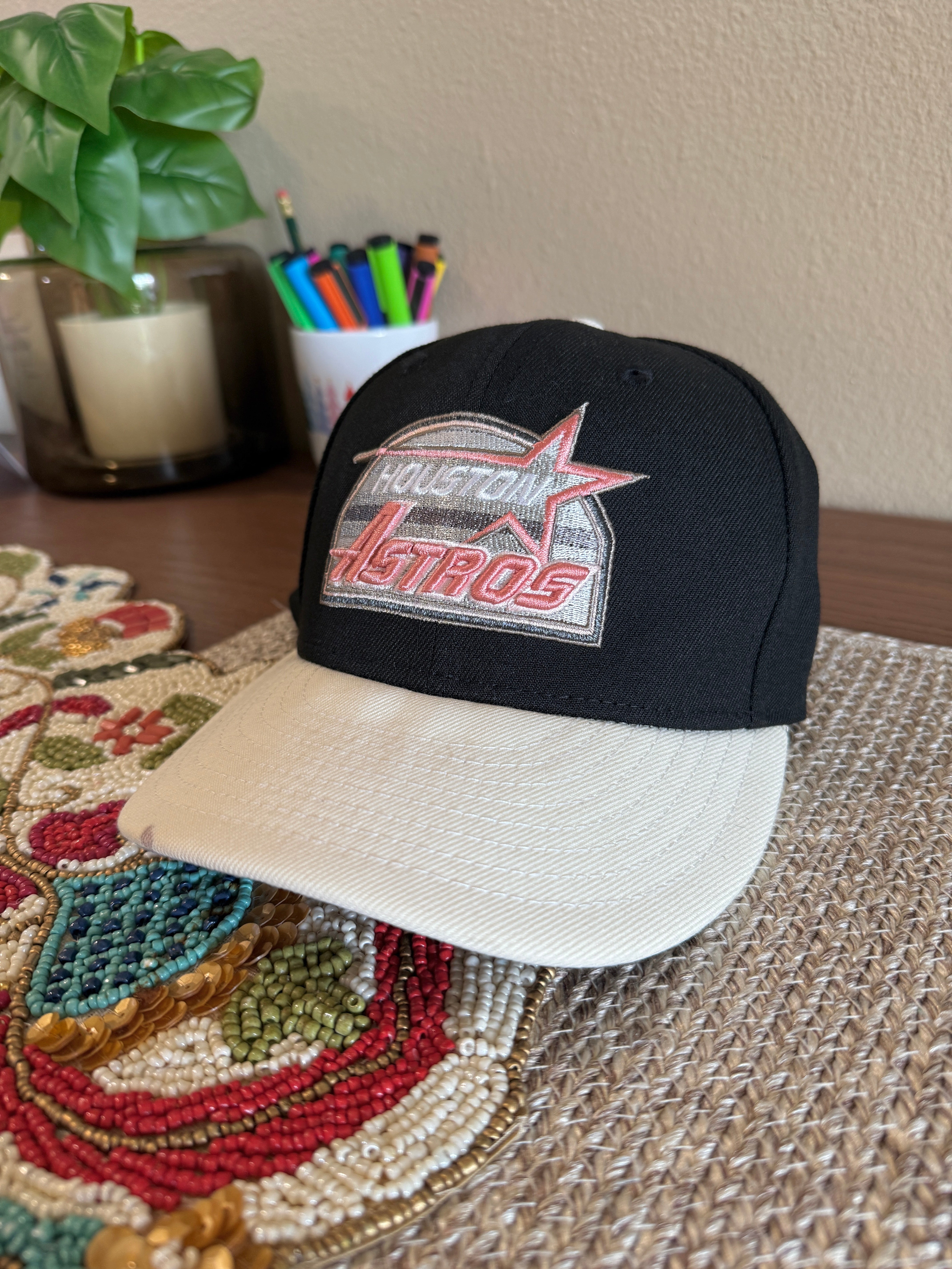 New Era Houston Astros Goku Super Saiyan Fitted Hat Black Pink USED Size 7 1/4