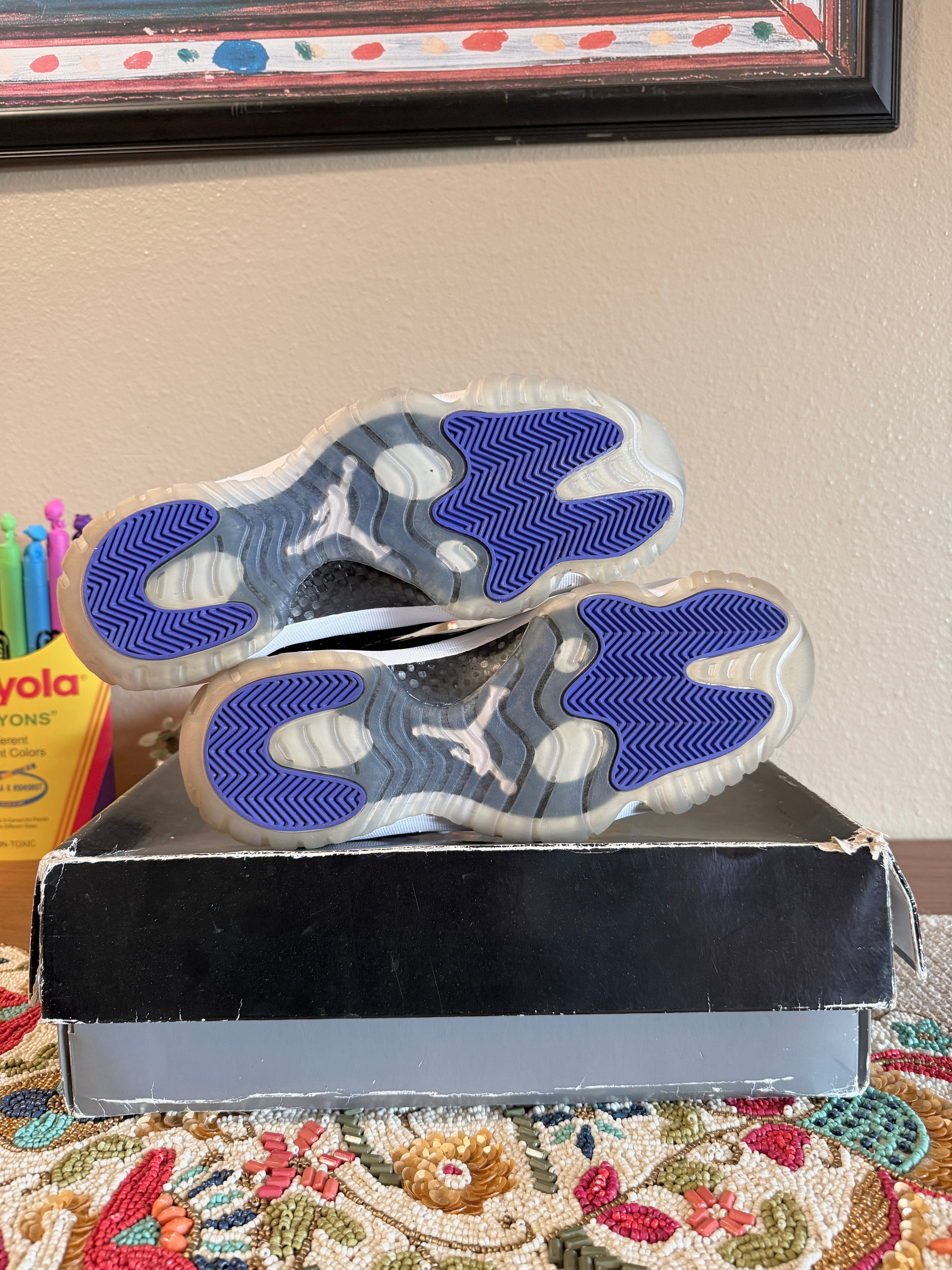 Jordan 11 Retro Concord (2018) Size 9 USED