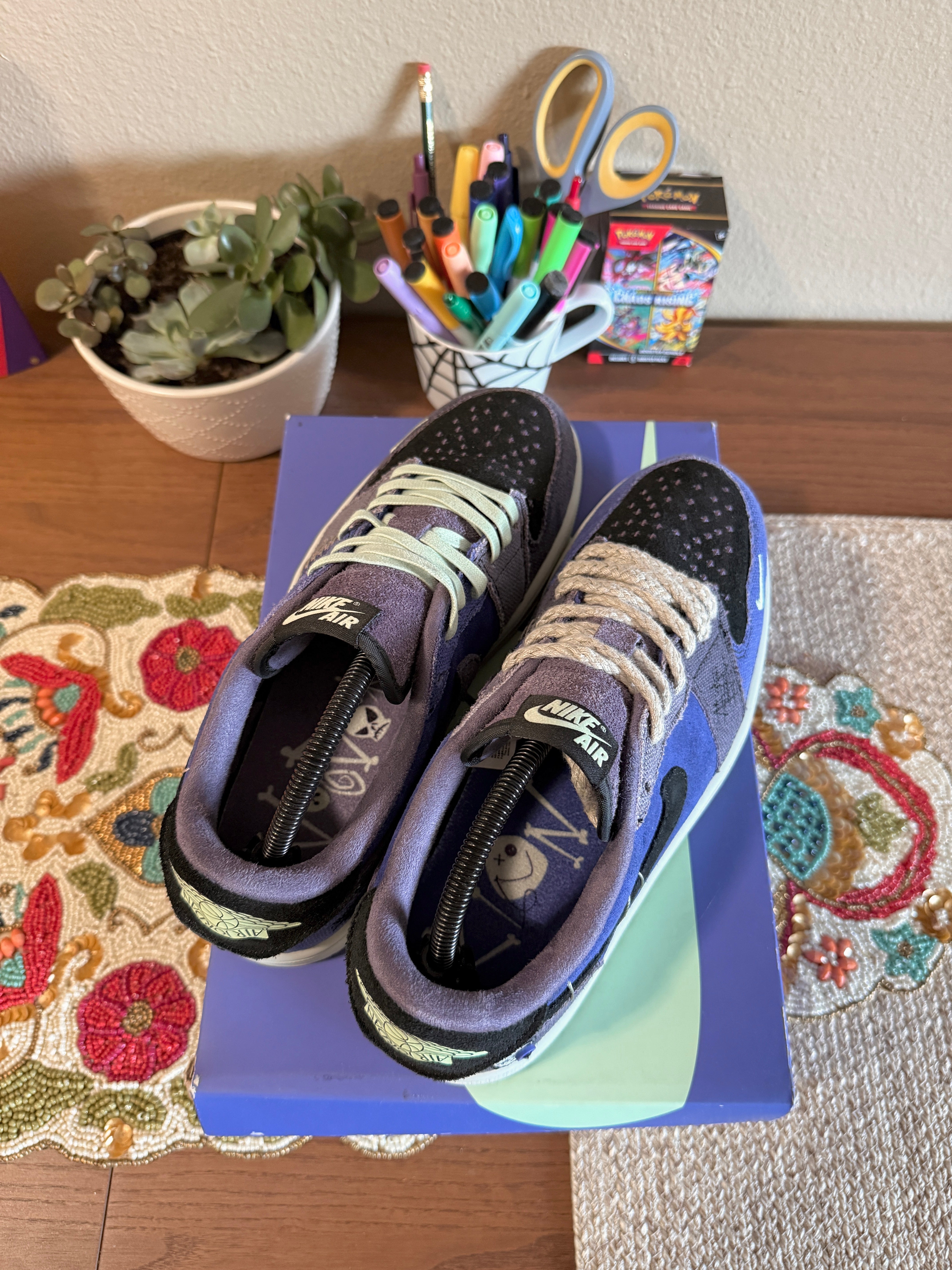 Jordan 1 Retro Low OG Zion Williamson Alternate Size 9.5 USED