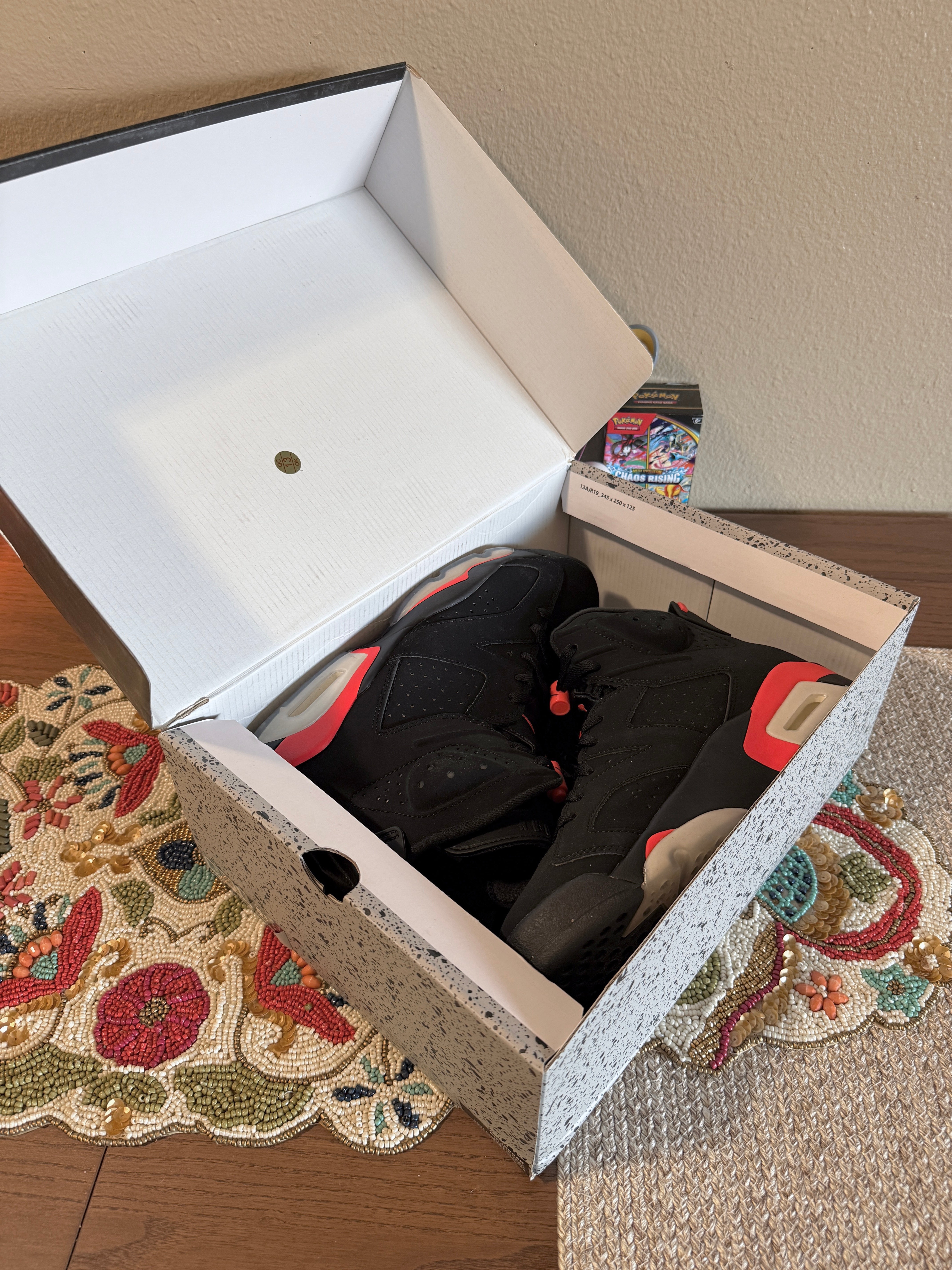 Jordan 6 Retro Black Infrared (2019) Size 9.5 USED