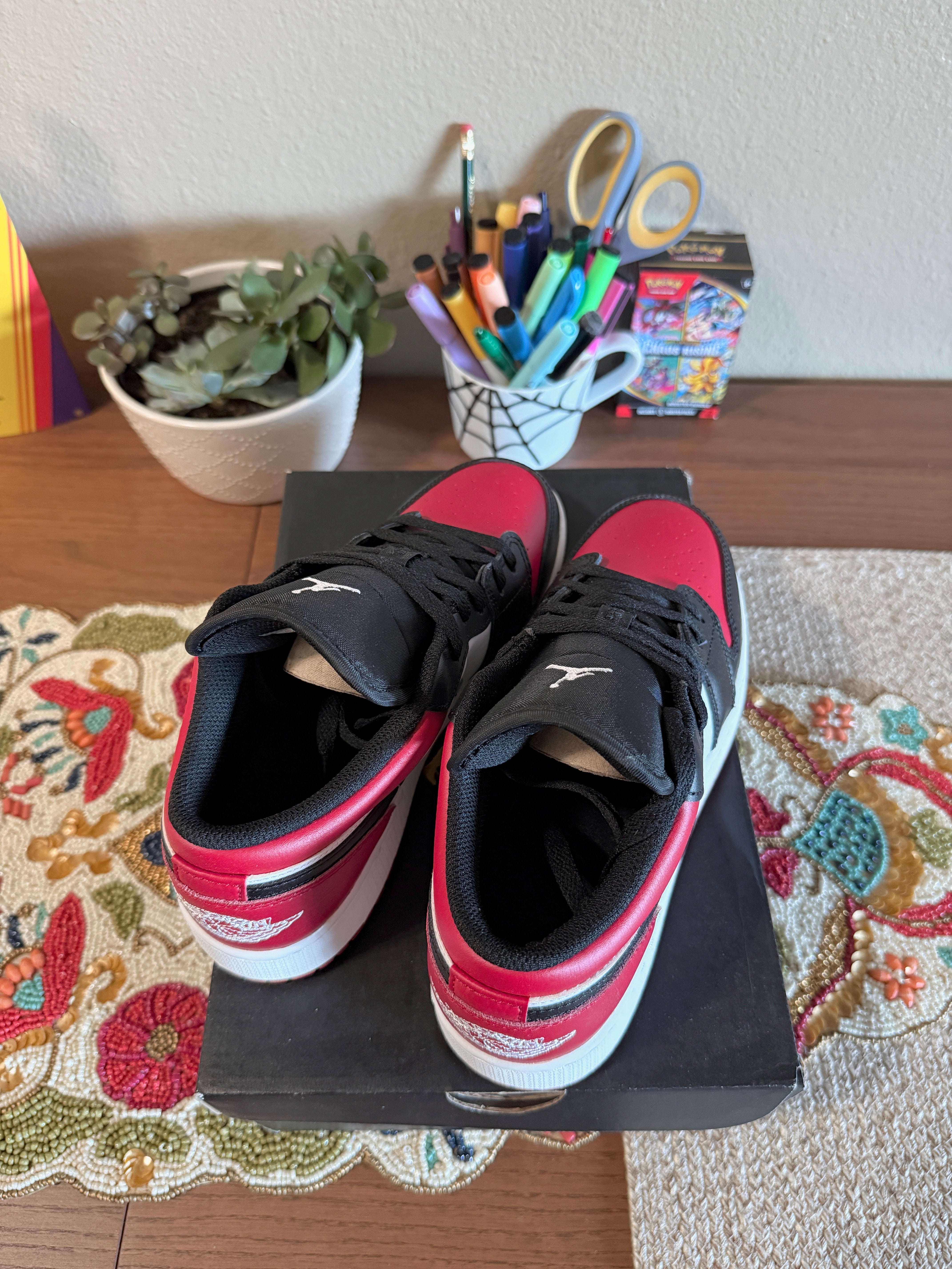 Jordan 1 Low Bred Toe (GS) Size 6Y