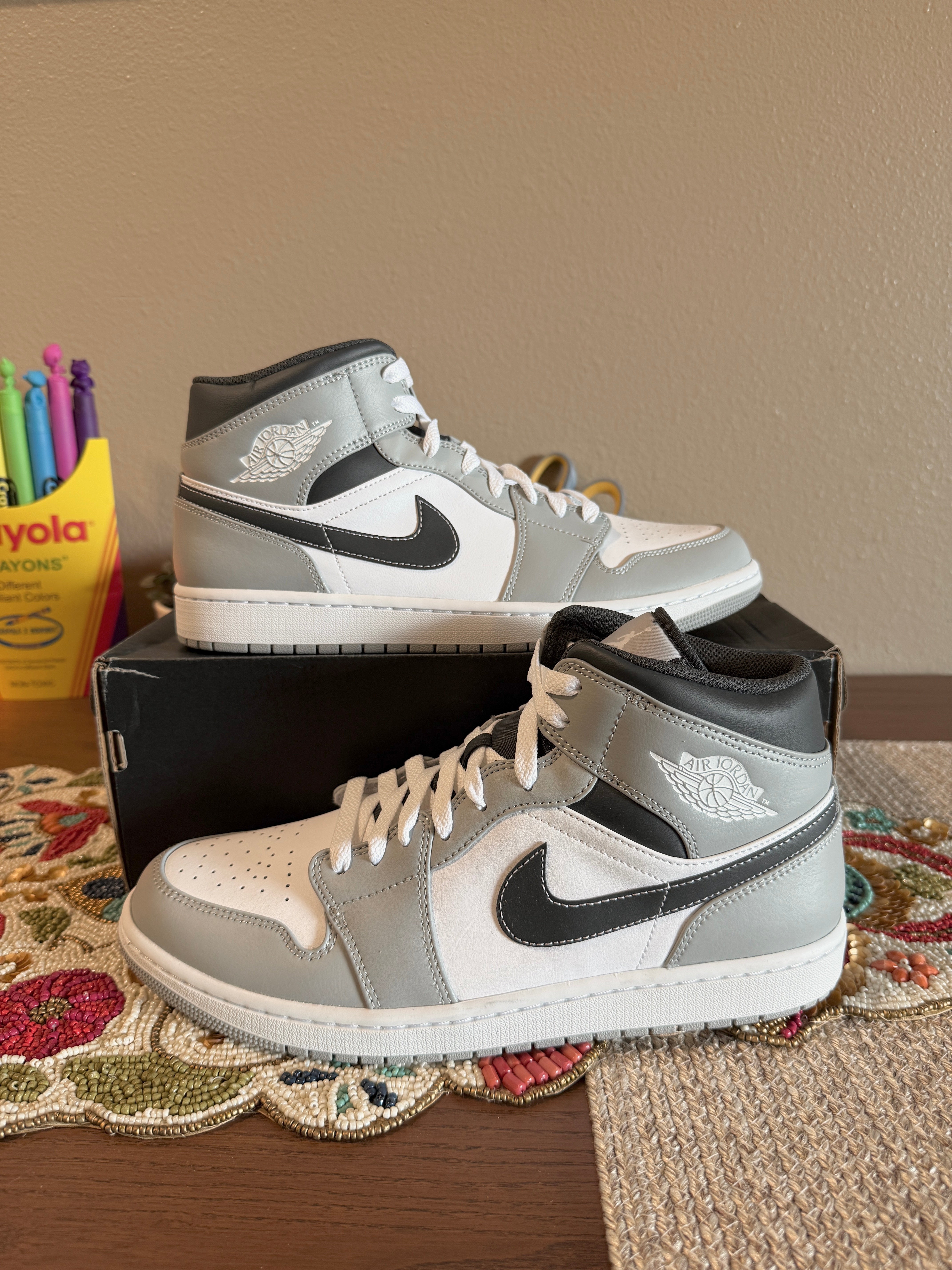 Jordan 1 Mid Light Smoke Grey Anthracite Size 11