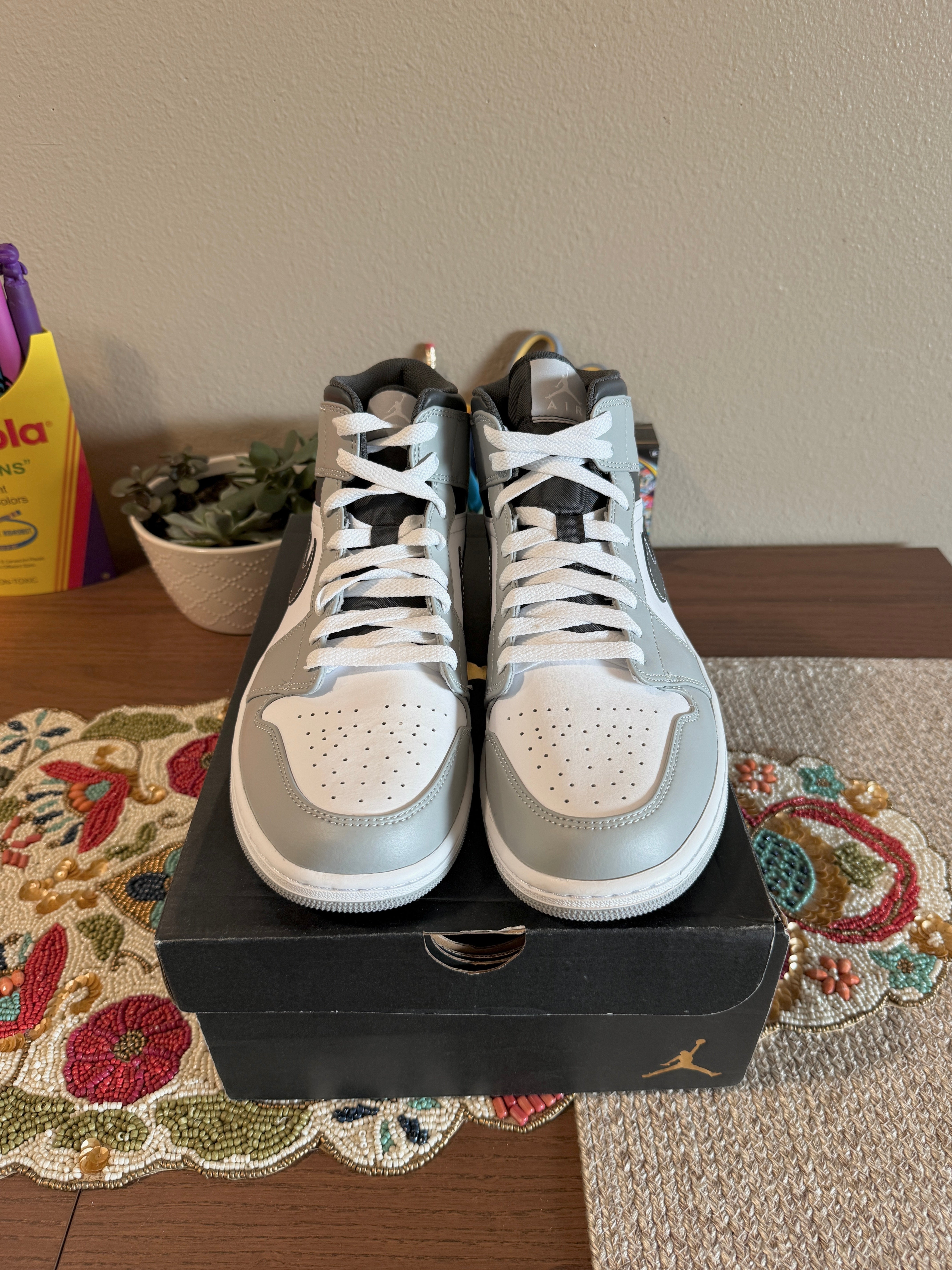 Jordan 1 Mid Light Smoke Grey Anthracite Size 11