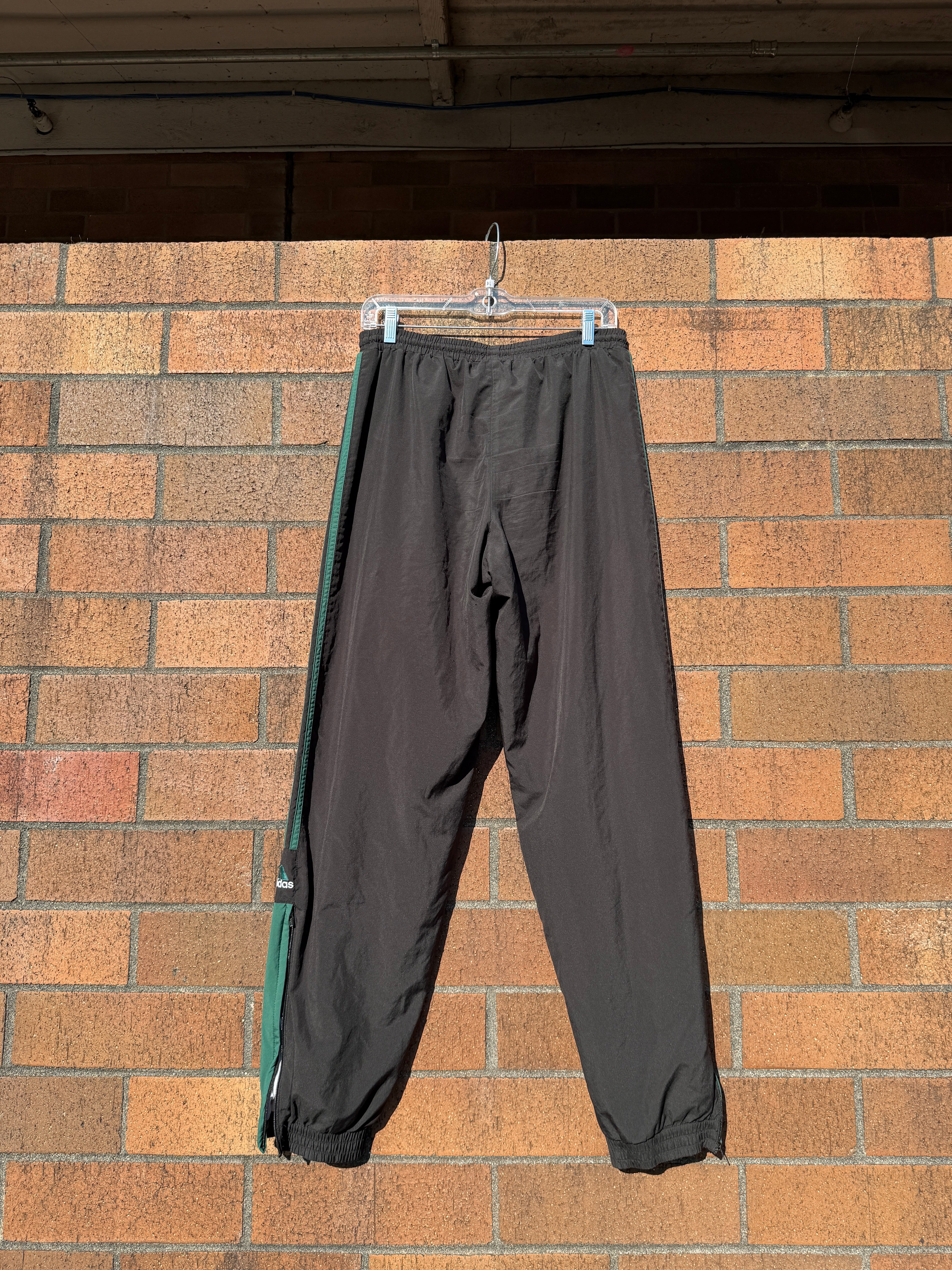 2000 Adidas Black / Green Three Stripe Track Pants Sz XL