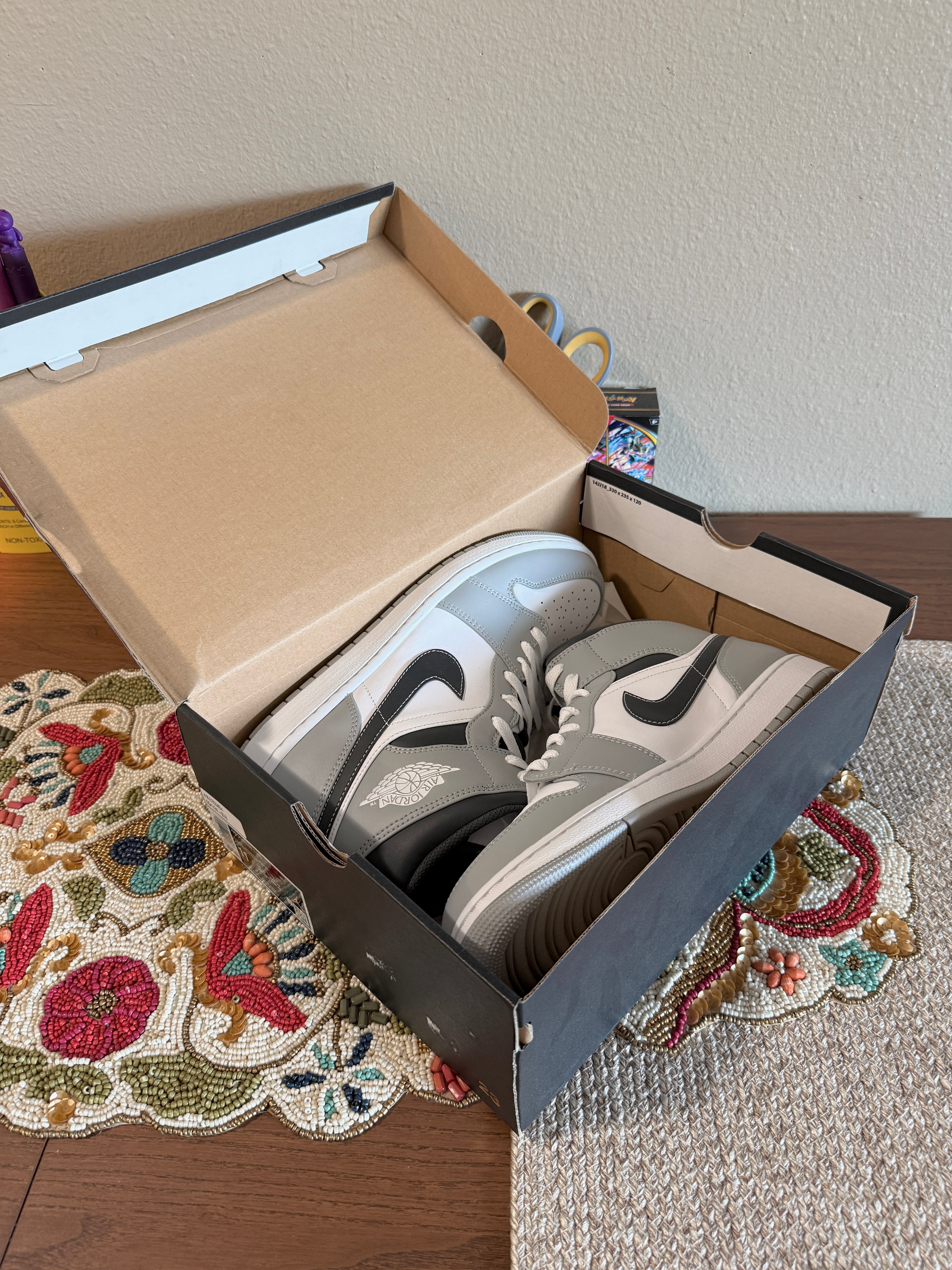 Jordan 1 Mid Light Smoke Grey Anthracite Size 11