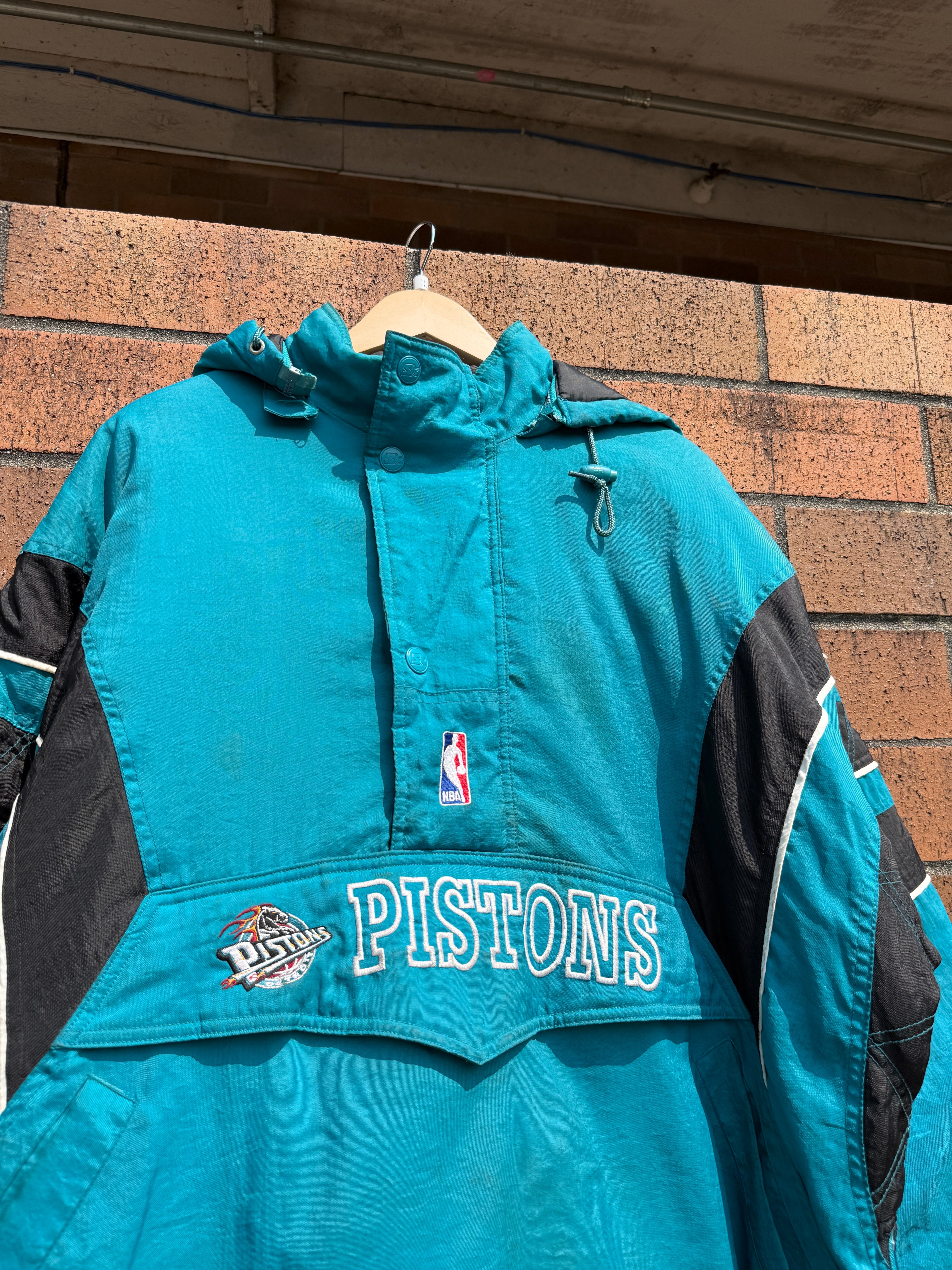90s Starter Detroit Pistons Hooded Puffer Jacket Size XL