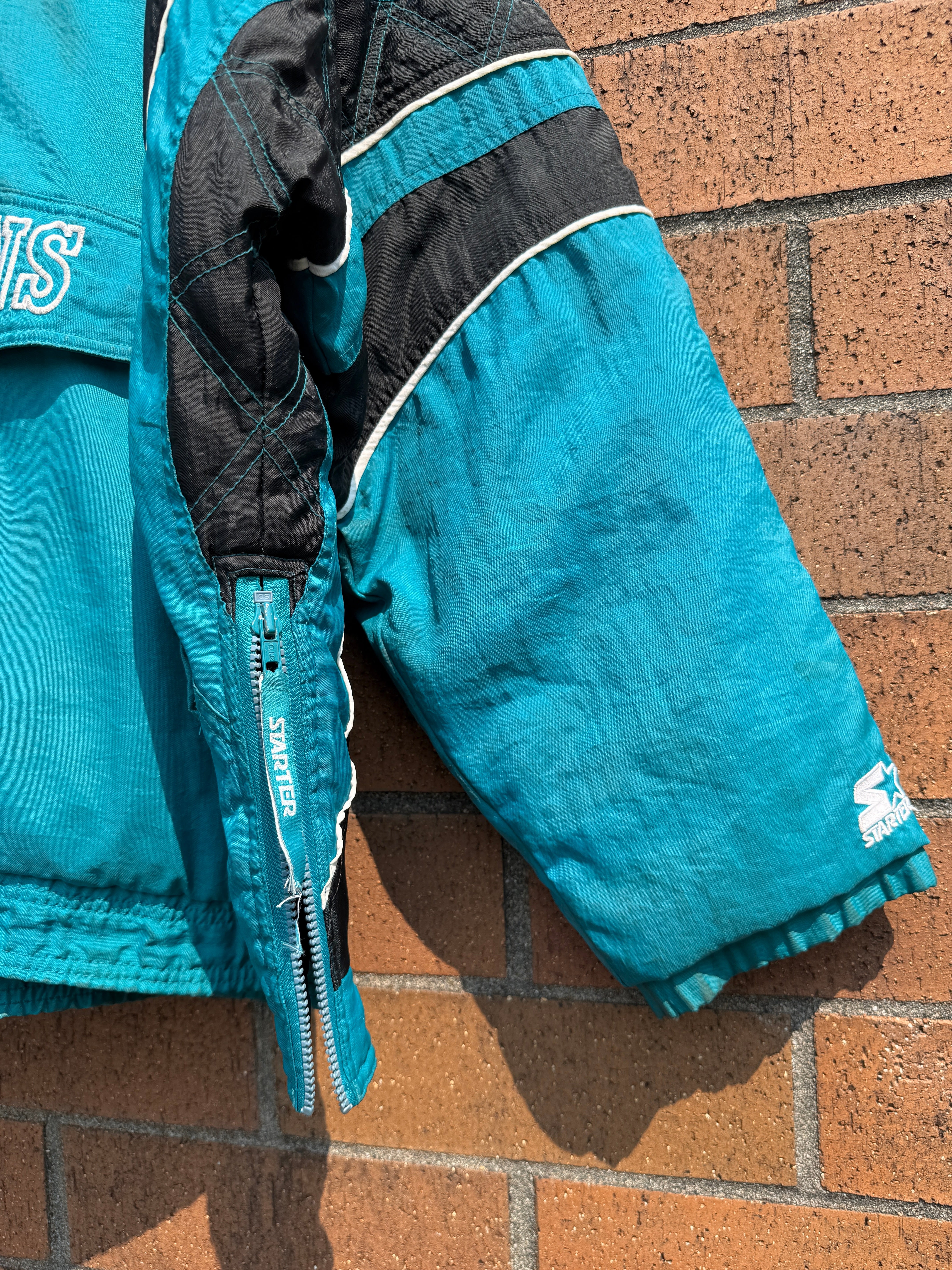 90s Starter Detroit Pistons Hooded Puffer Jacket Size XL
