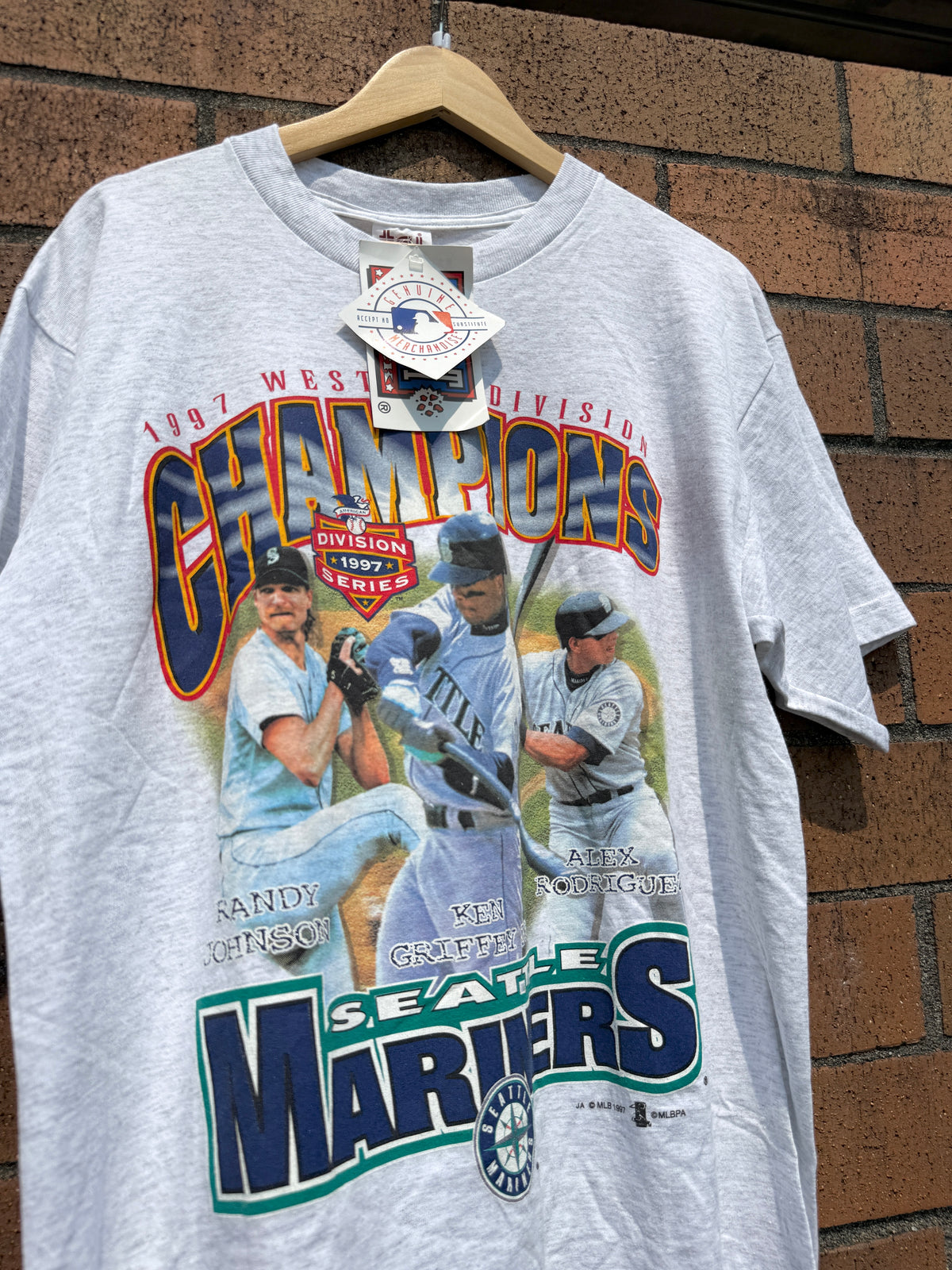 1997 Seattle Mariners AL West Champs Tee NWT Size L