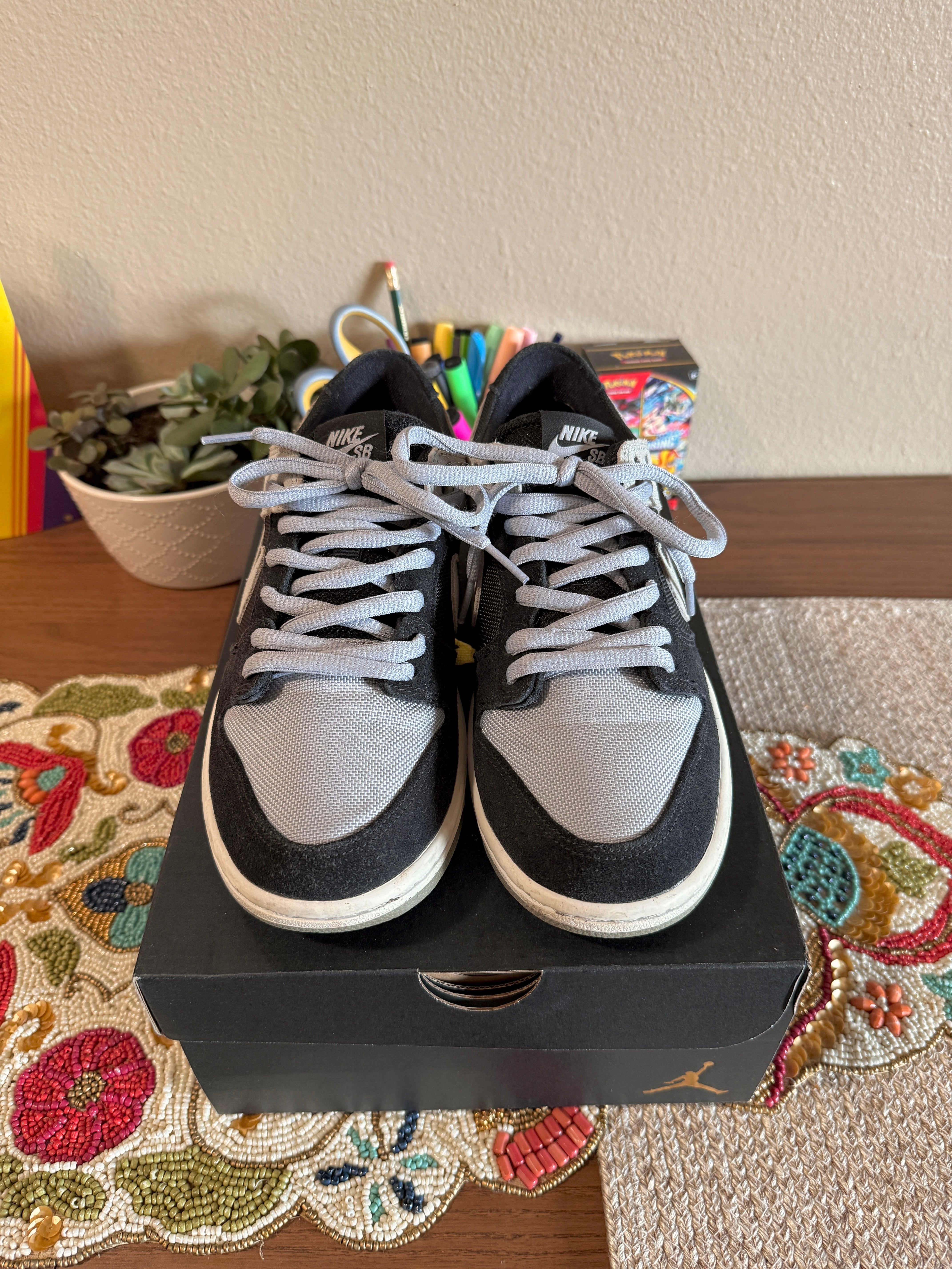 Nike SB Zoom Dunk Low Pro Black Wolf Grey Size 9 USED REP BOX