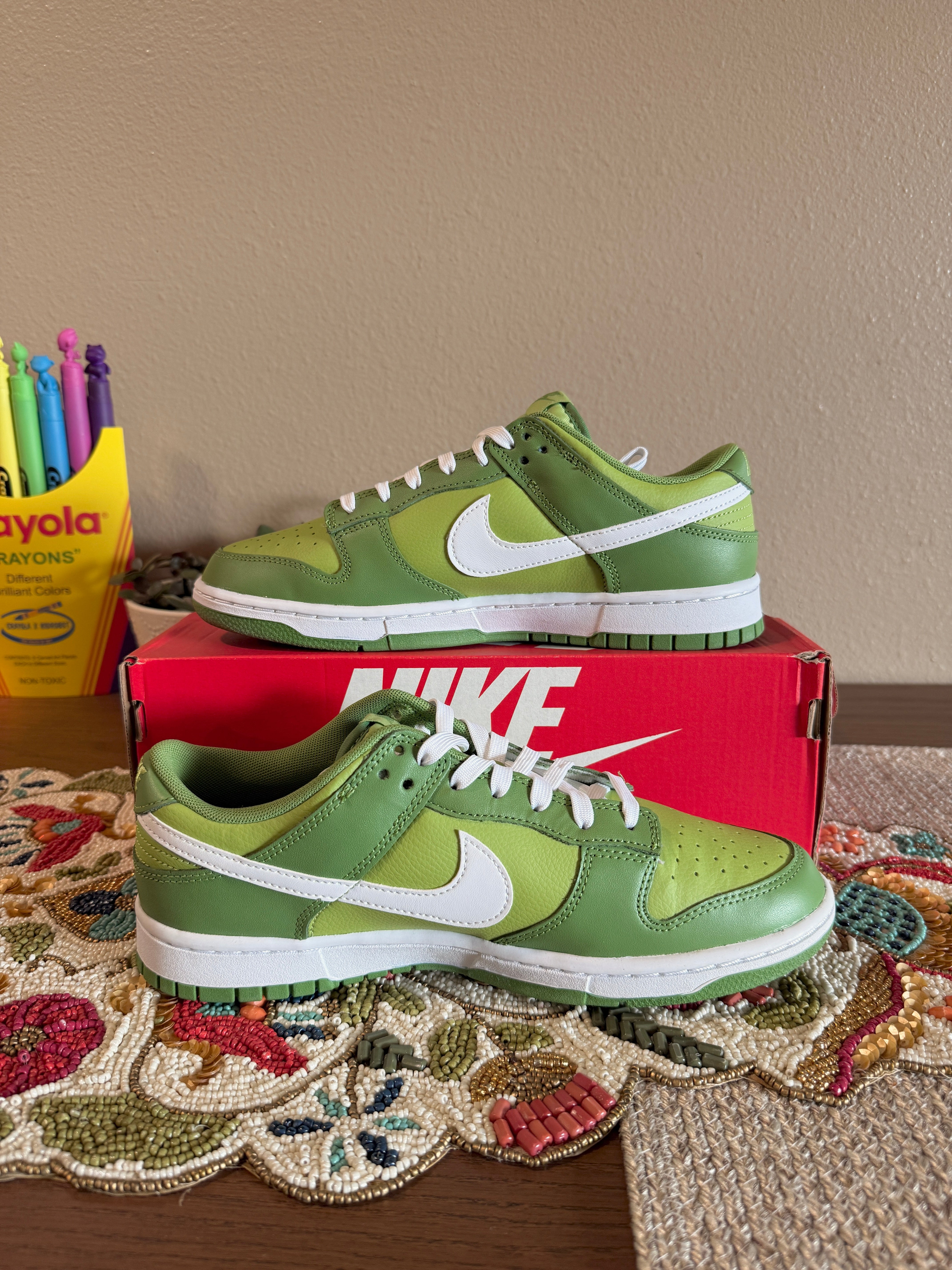 Nike Dunk Low Chlorophyll Size 9
