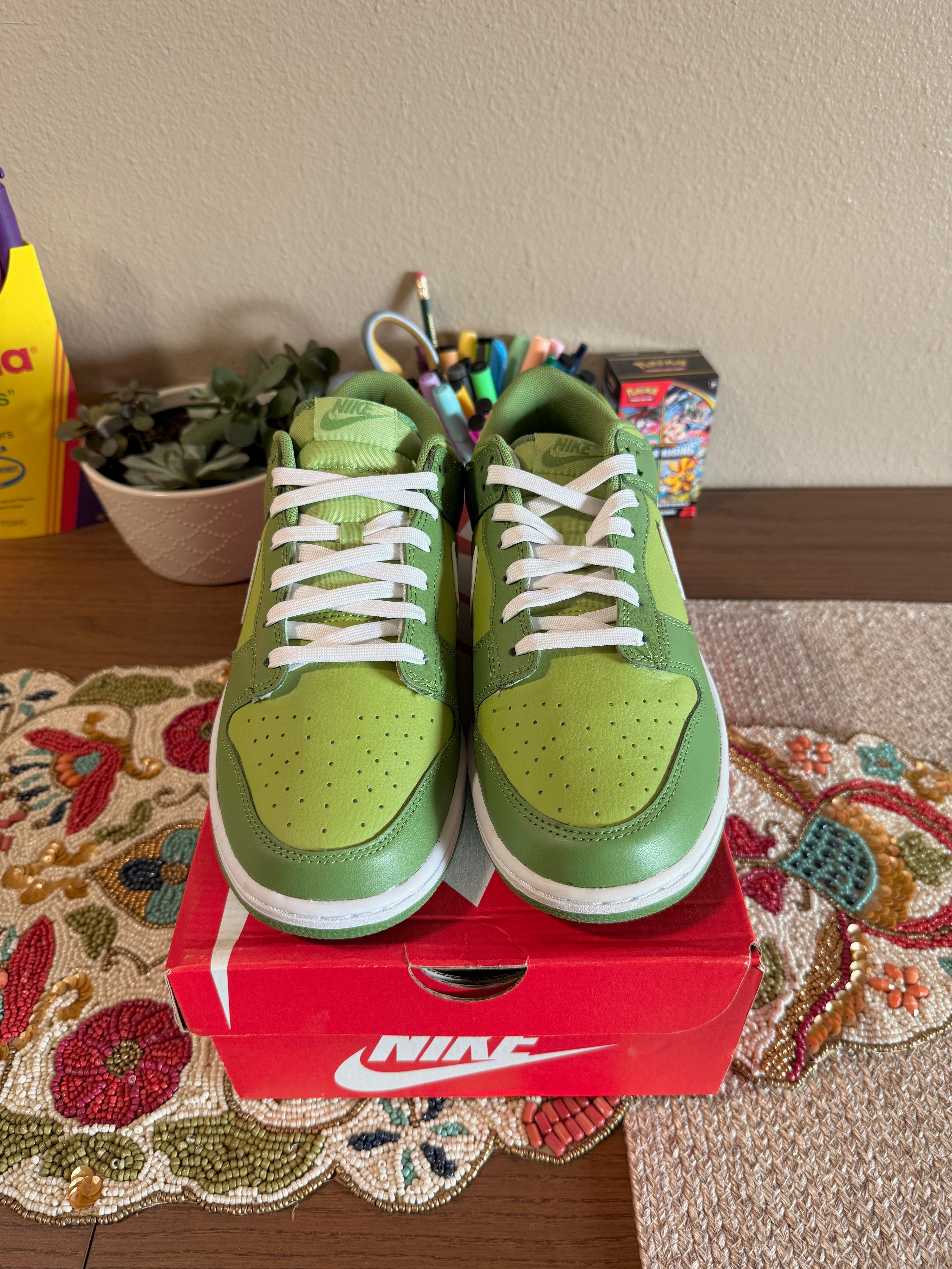 Nike Dunk Low Chlorophyll Size 9