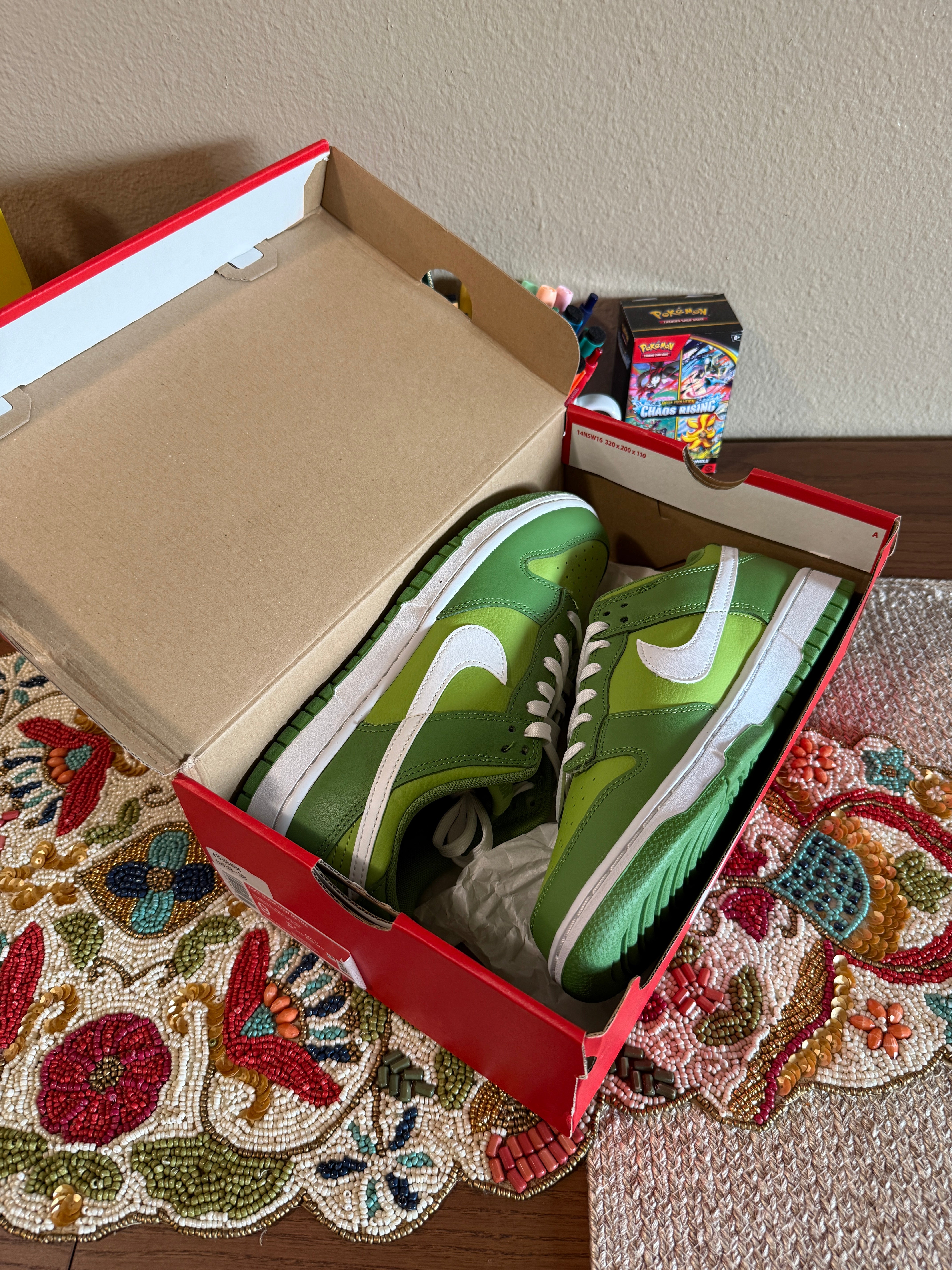 Nike Dunk Low Chlorophyll Size 9
