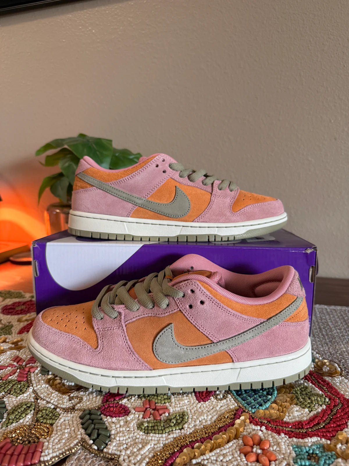 Nike SB Dunk Low Red Stardust Size 10.5