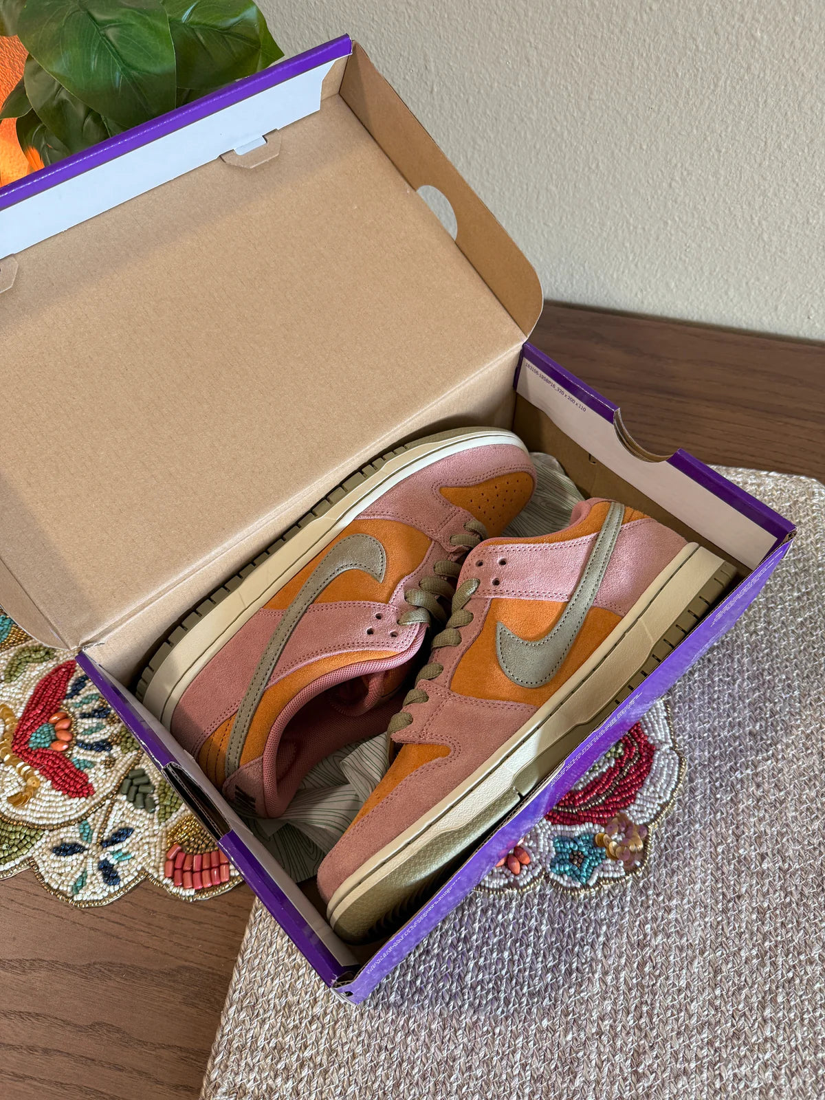 Nike SB Dunk Low Red Stardust Size 10.5