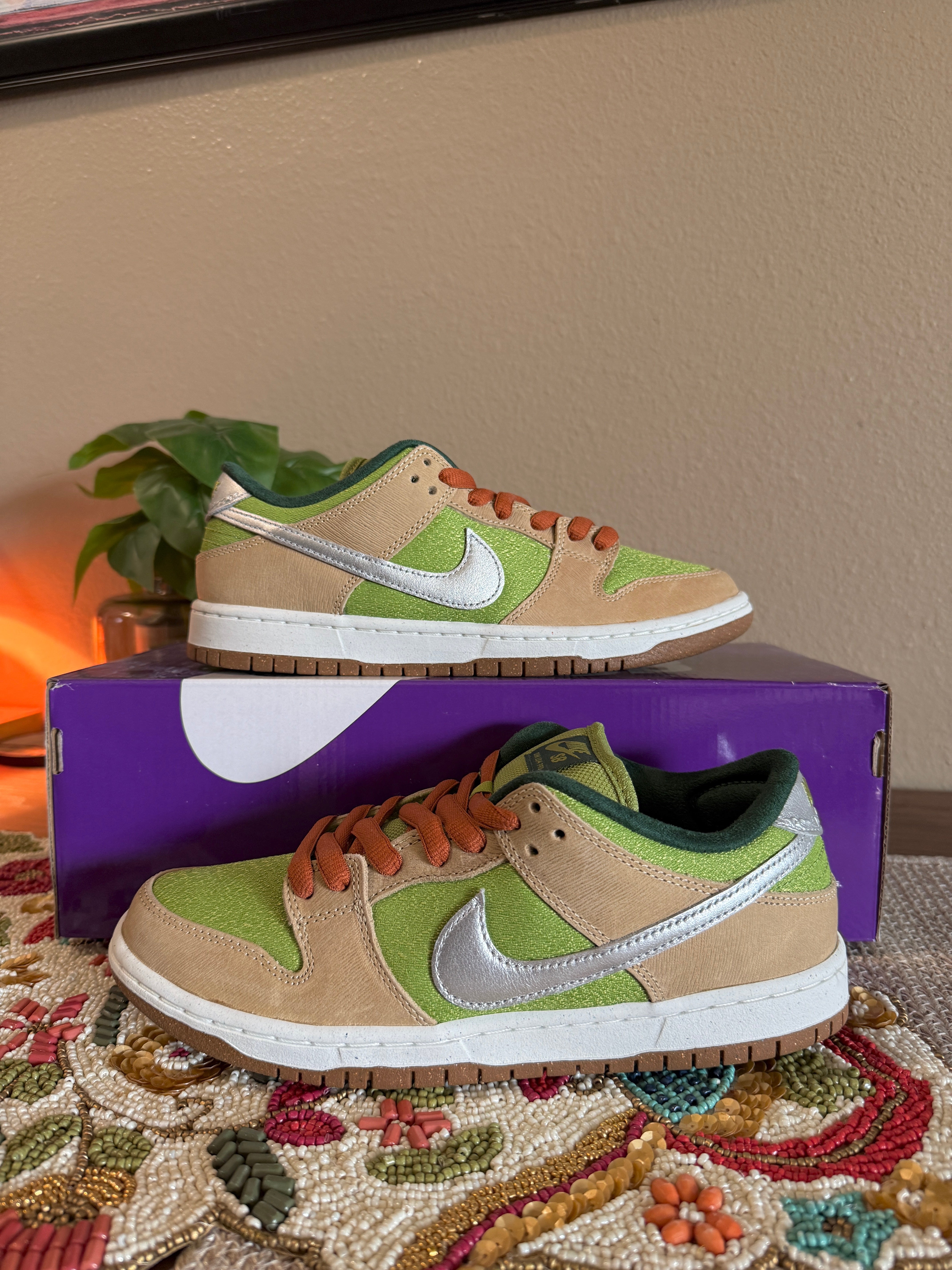 Nike SB Dunk Low Escargot Size 8