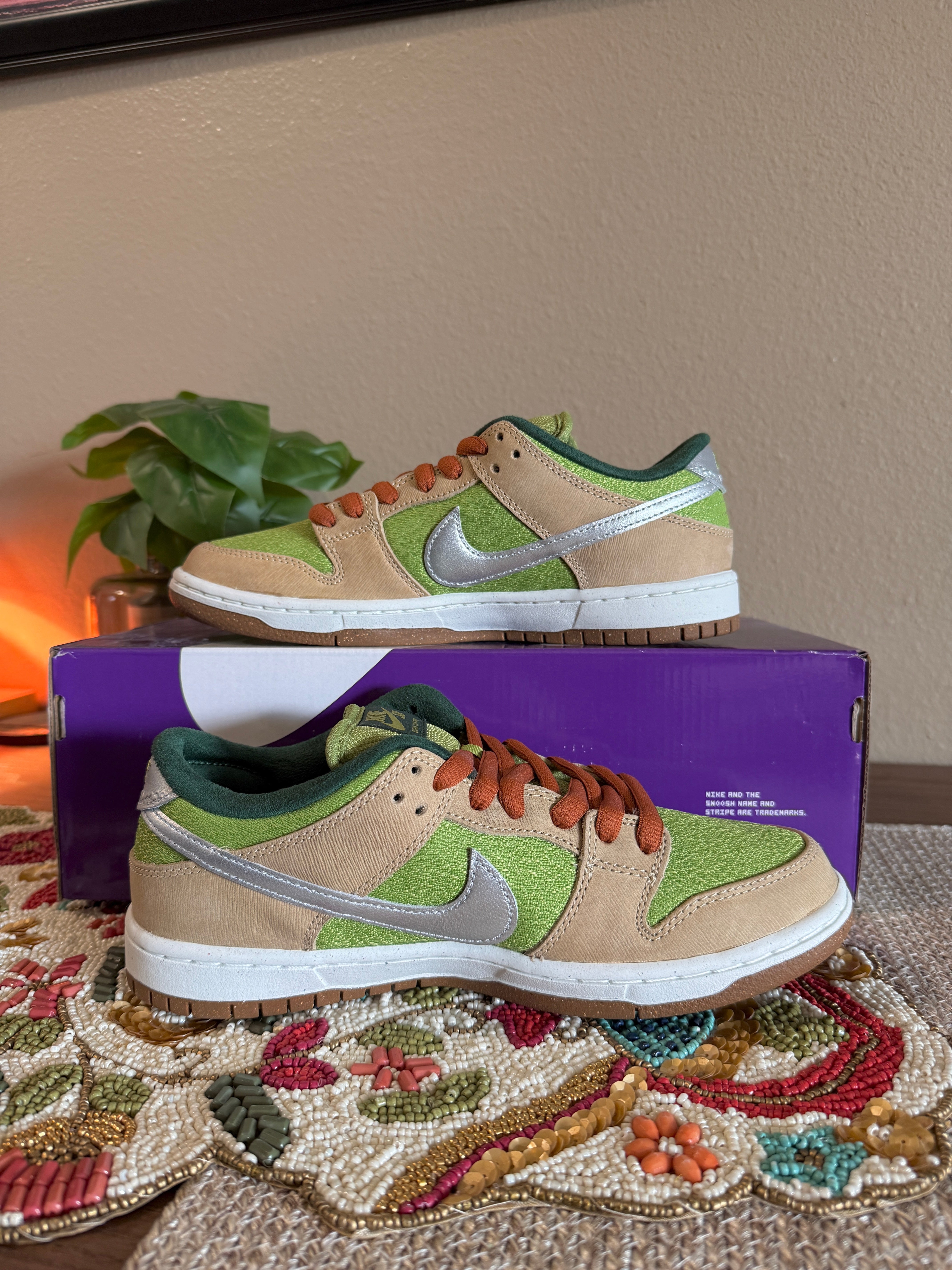 Nike SB Dunk Low Escargot Size 7.5