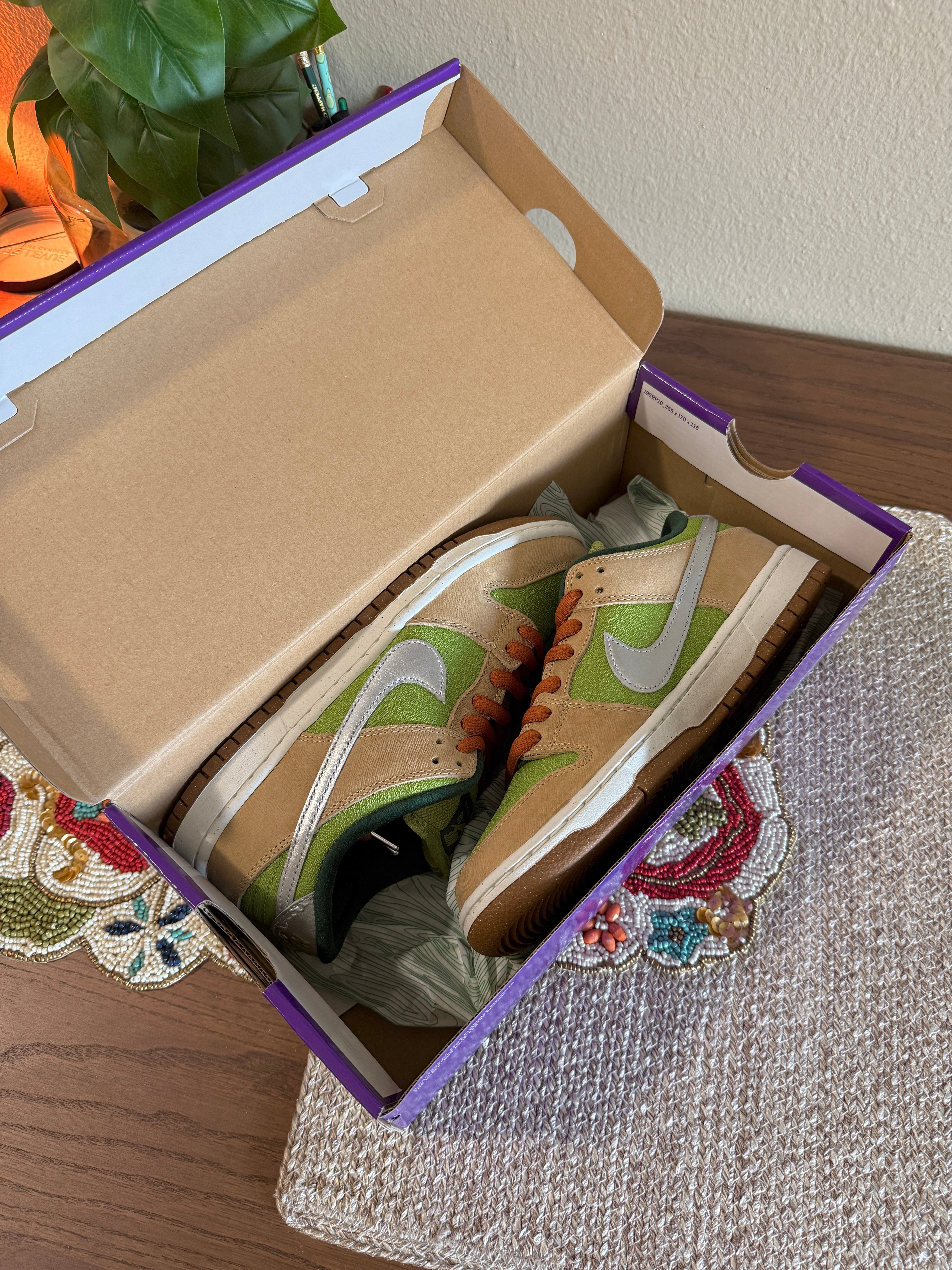 Nike SB Dunk Low Escargot Size 7.5