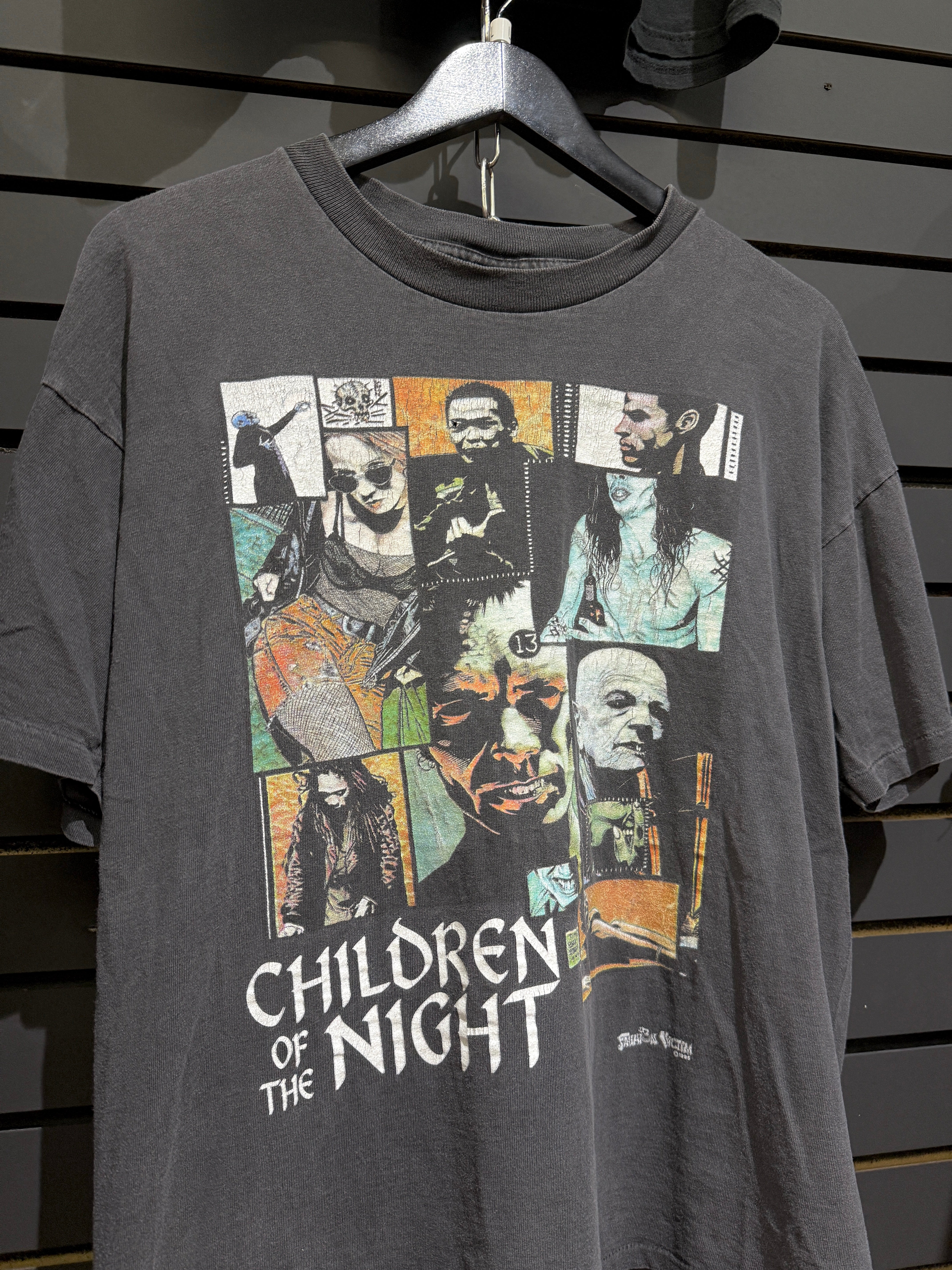1995 Fashion Victim Children of the Night Movie Tee Sz L