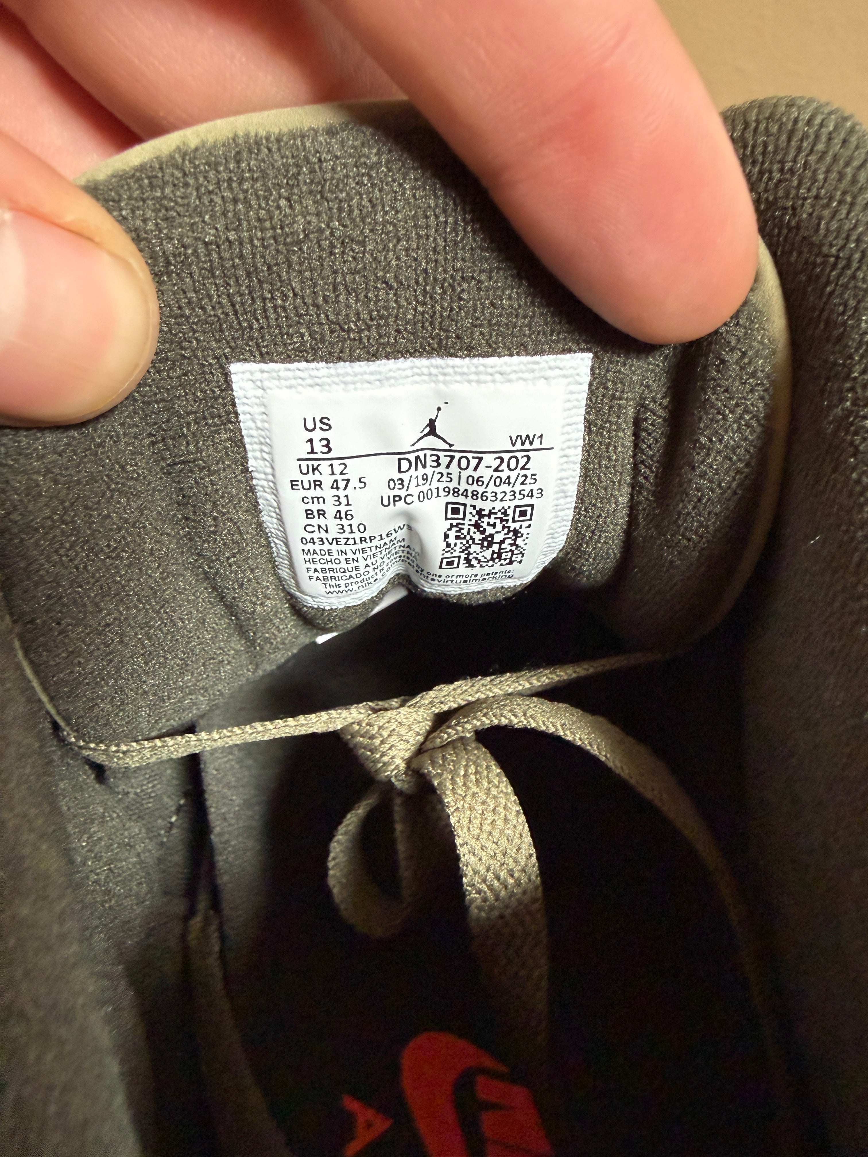 Jordan 3 Retro Family Affair Size 13 MISSING LID