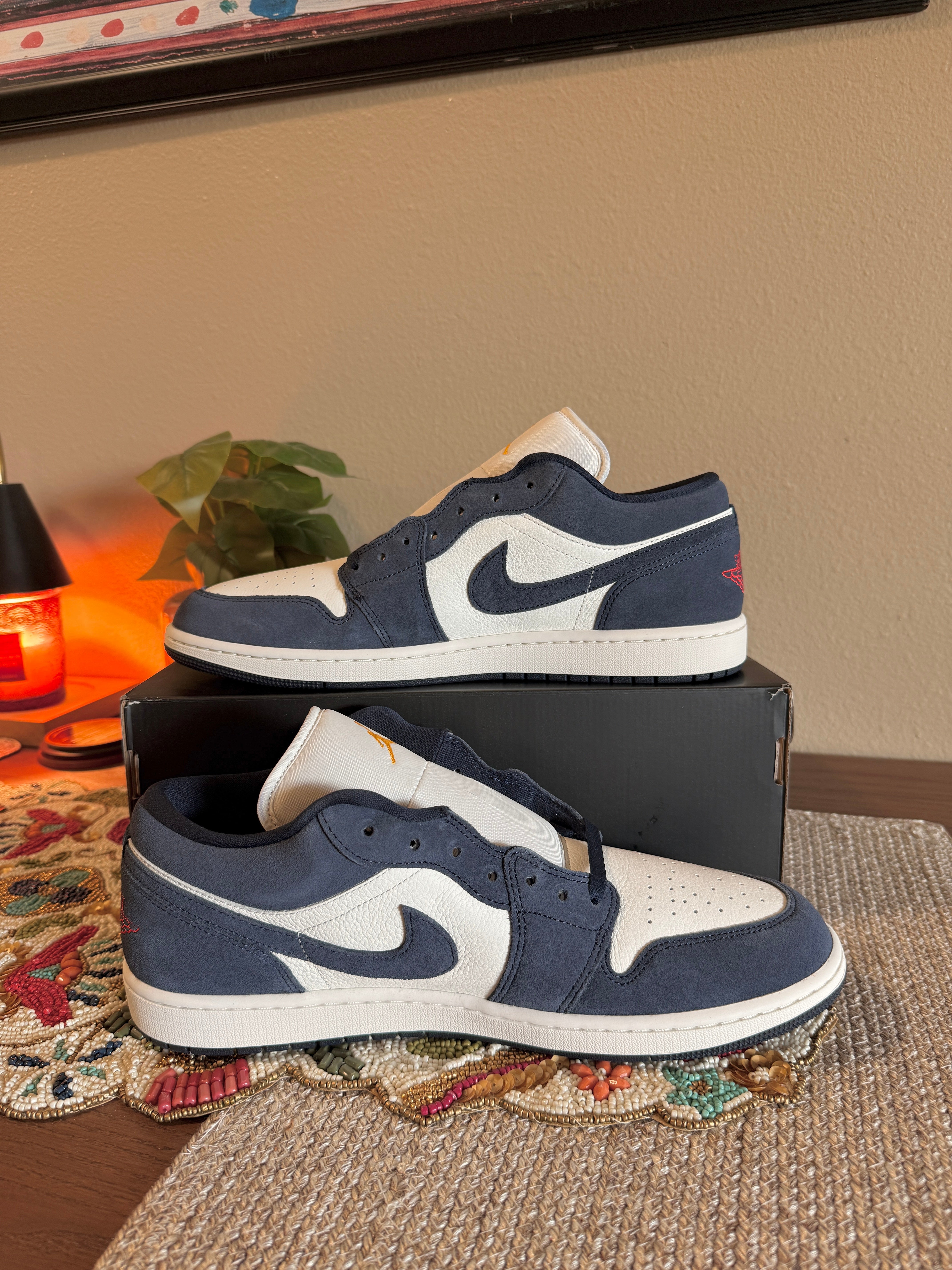 Jordan 1 Low SE Obsidian Suede Size 14