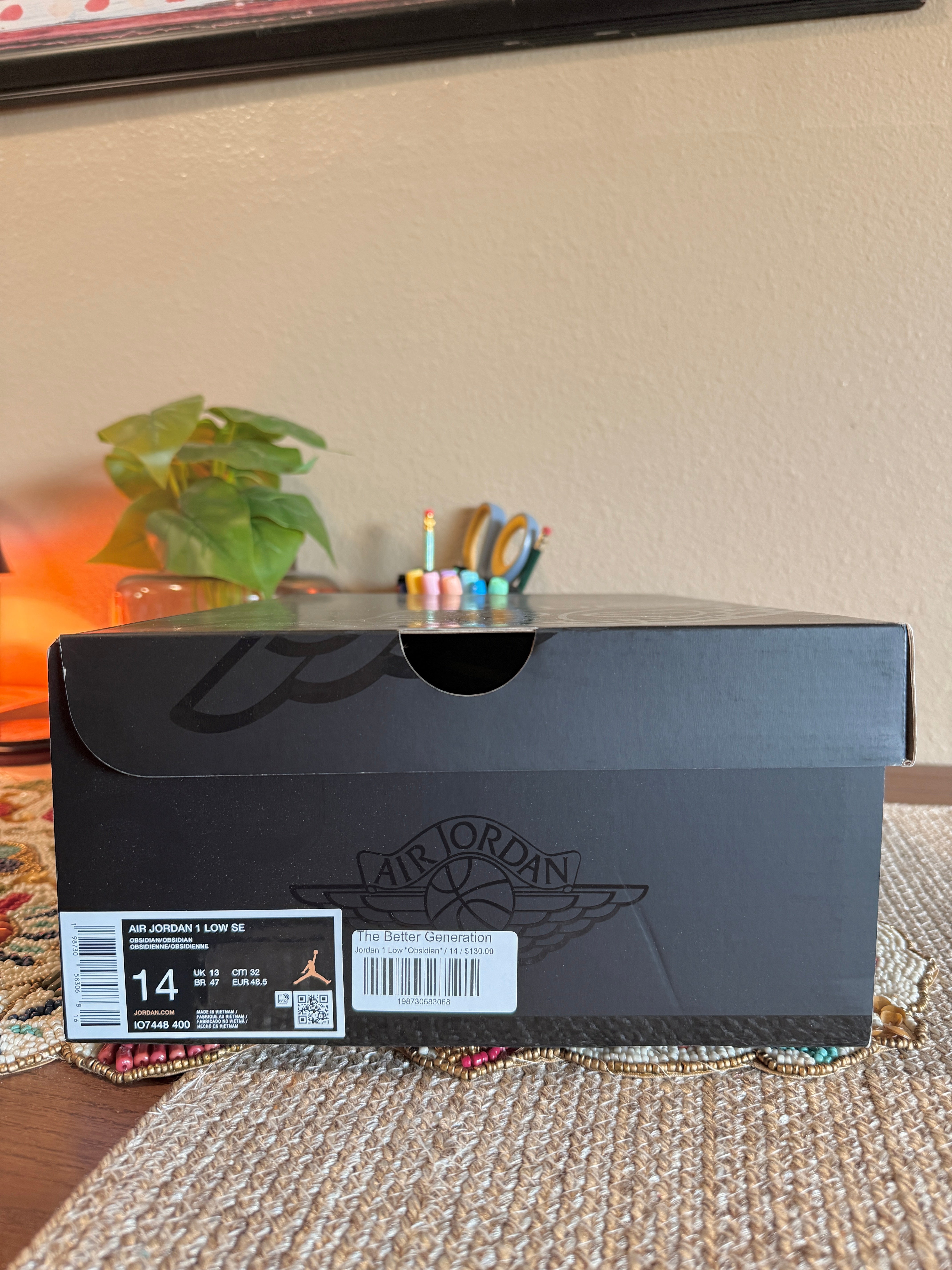Jordan 1 Low SE Obsidian Suede Size 14