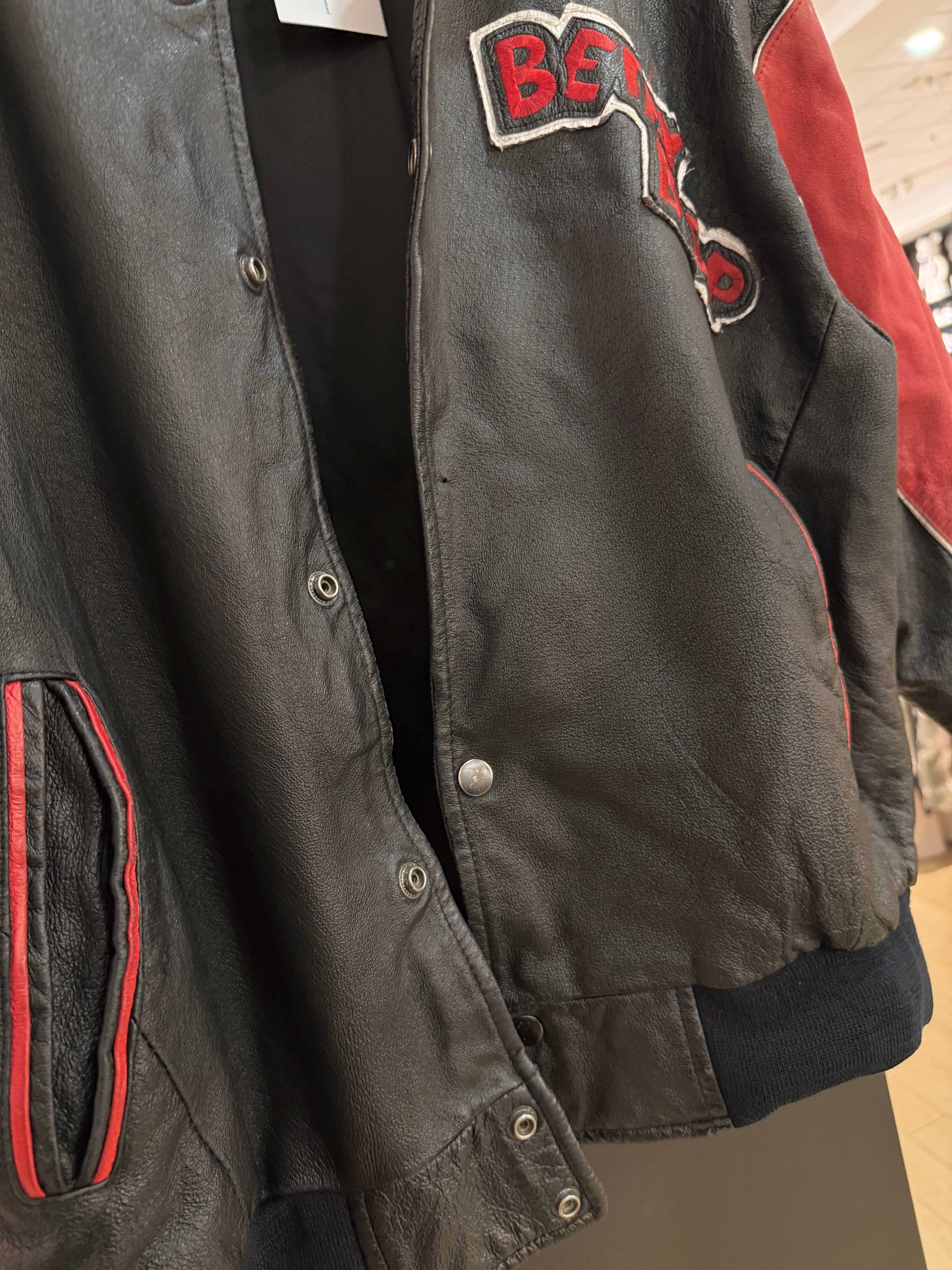 90s Betty Boop Montana Toons Leather Jacket Size Small (Missing Button)