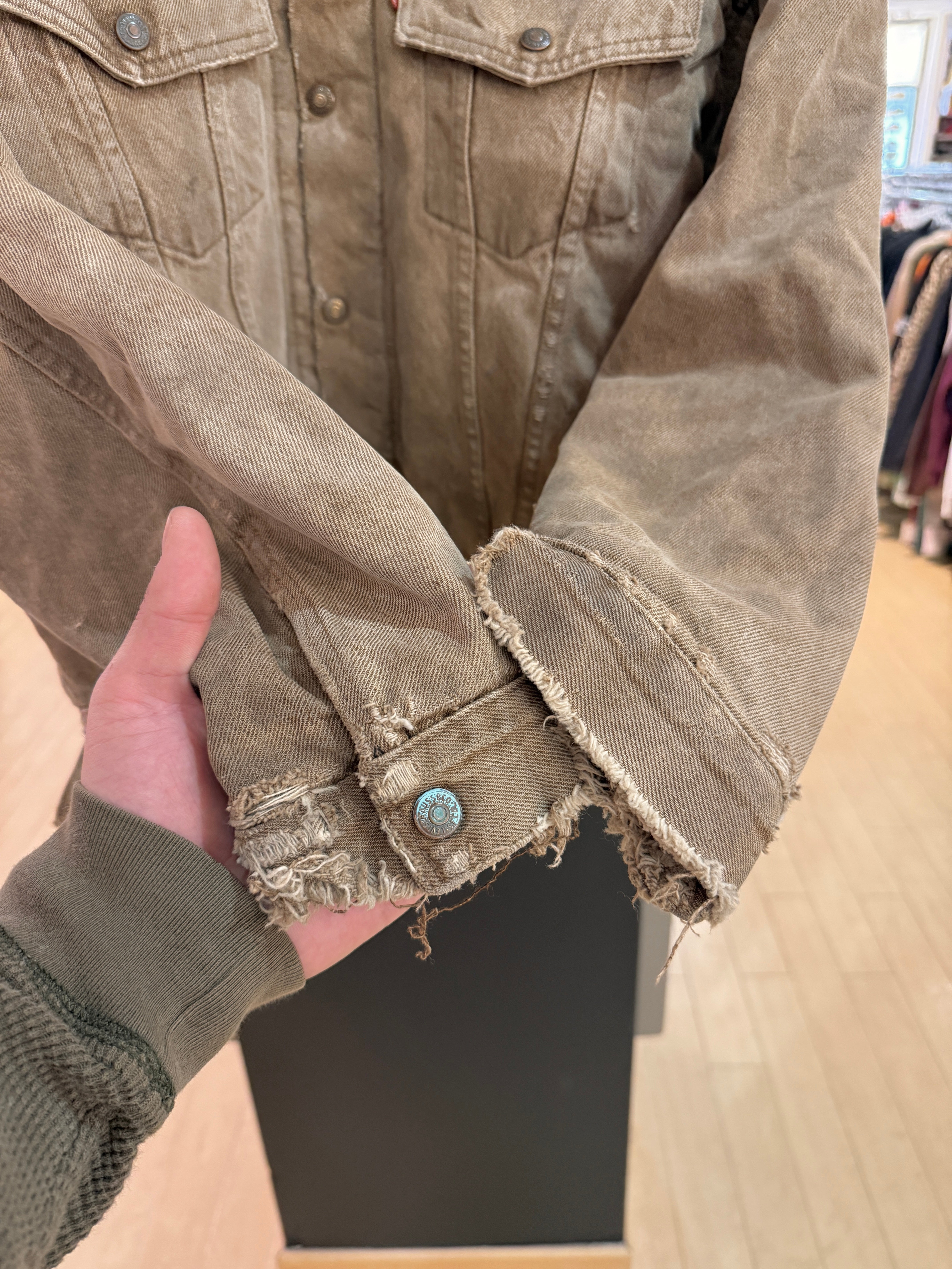 1992 Levi's Blanket Lined Tan Trucker Jacket Size M (Broken Button)