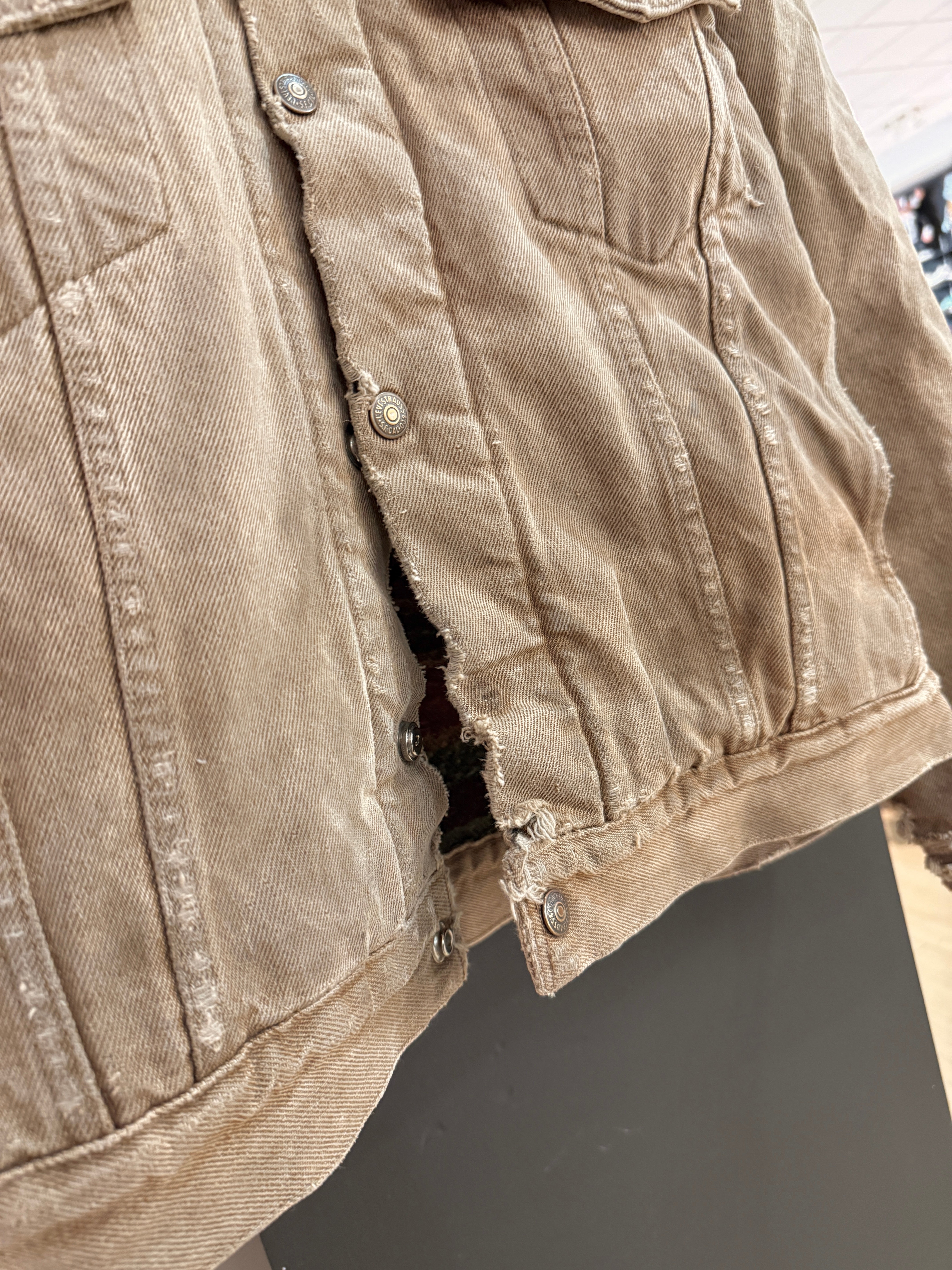1992 Levi's Blanket Lined Tan Trucker Jacket Size M (Broken Button)