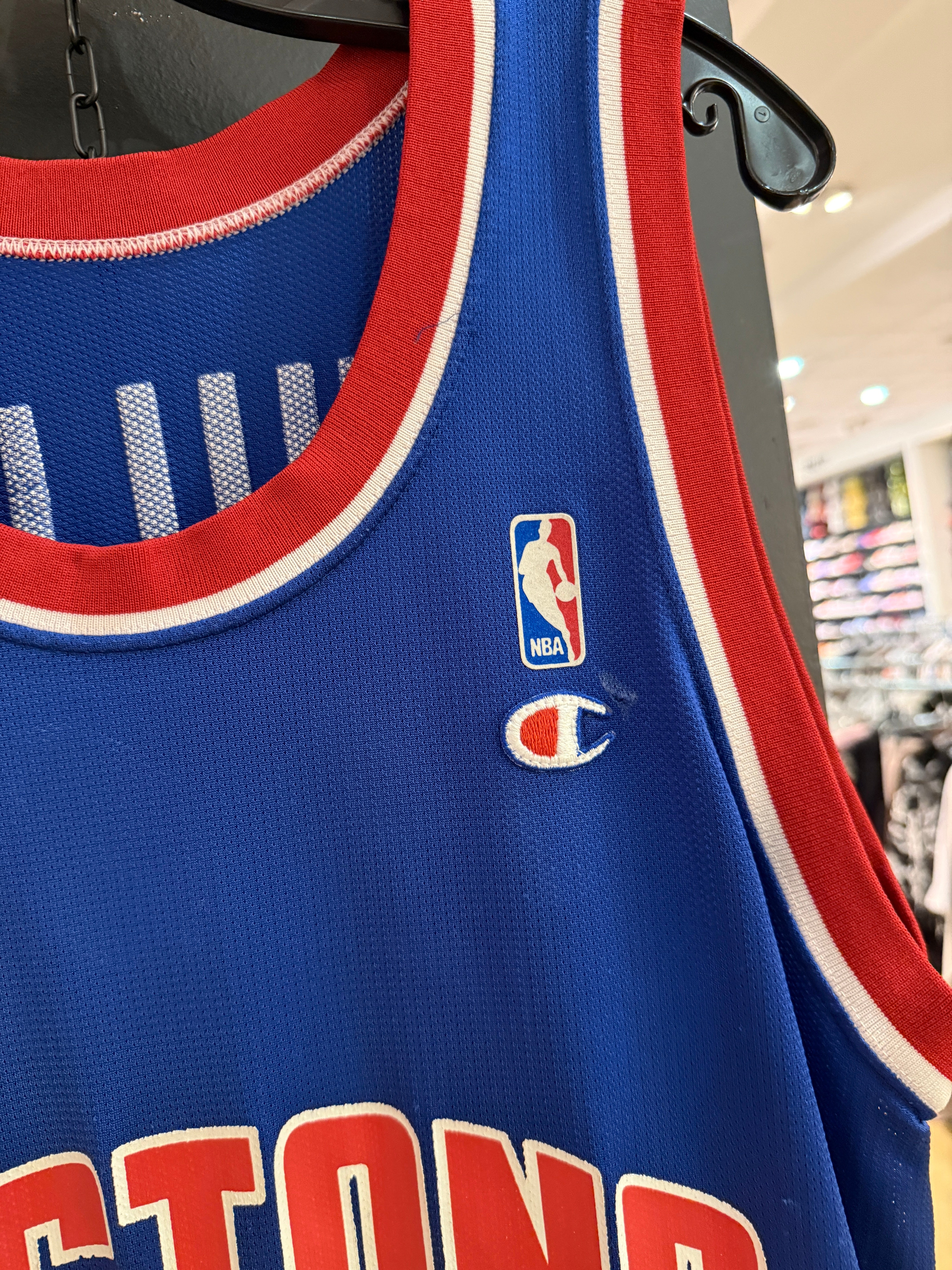 90s Grant Hill Champion Red Detroit Pistons Jersey Size L