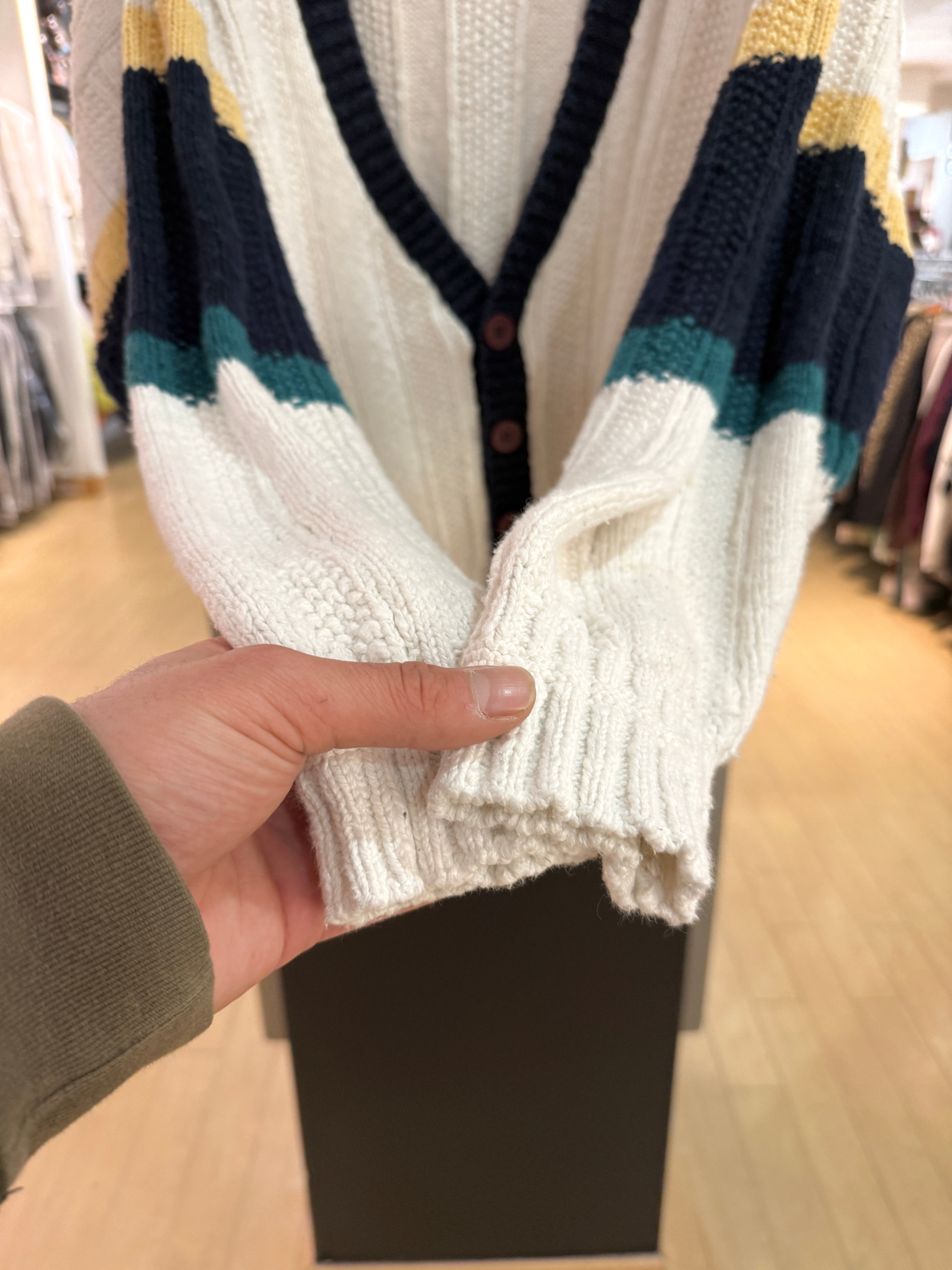 80s Lake Harmony USA Striped Sleeve Chunky Knit Cardigan Size XL