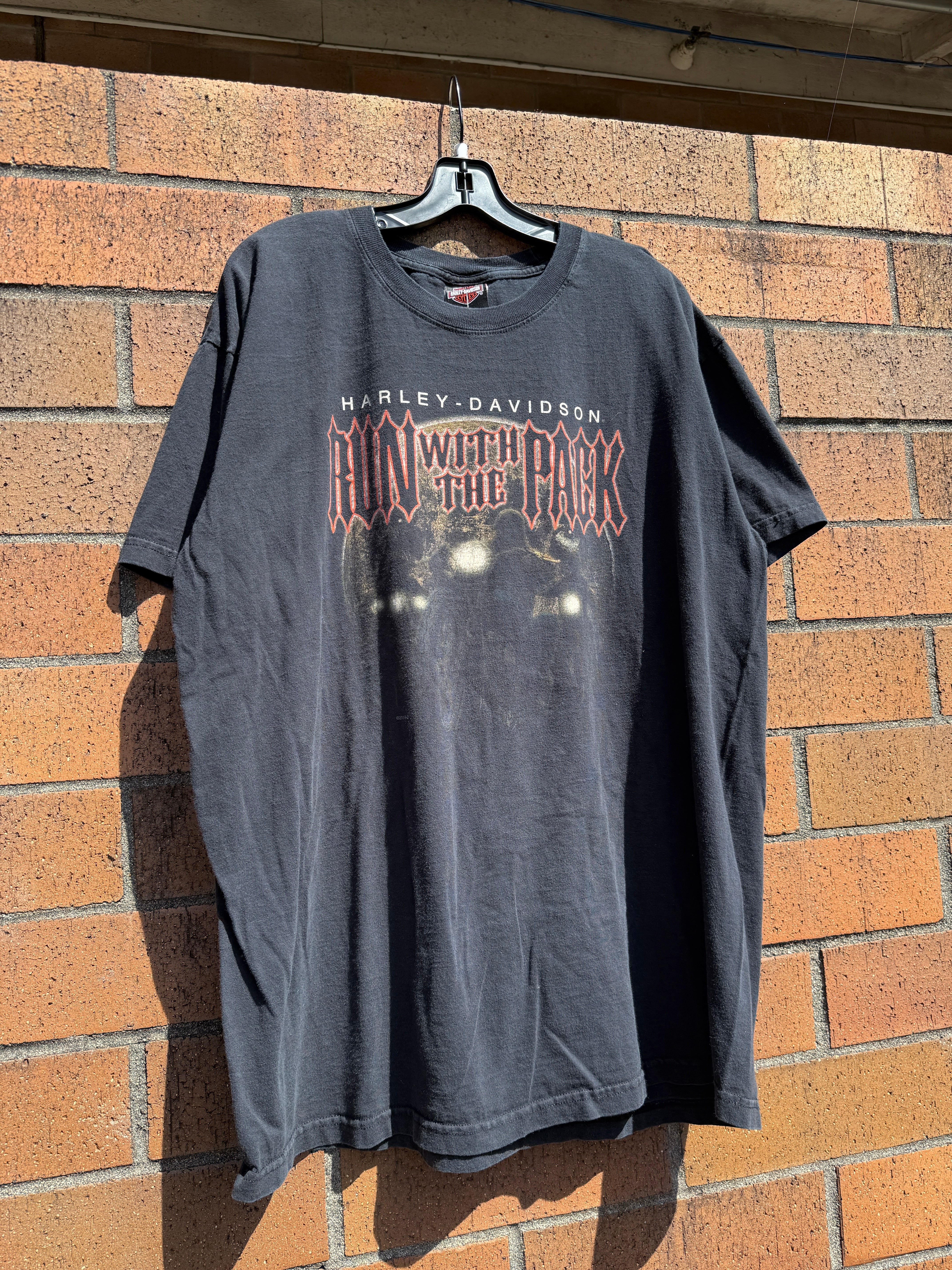 2005 Harley Davidson Olympia Run With the Pack Tee Size XL