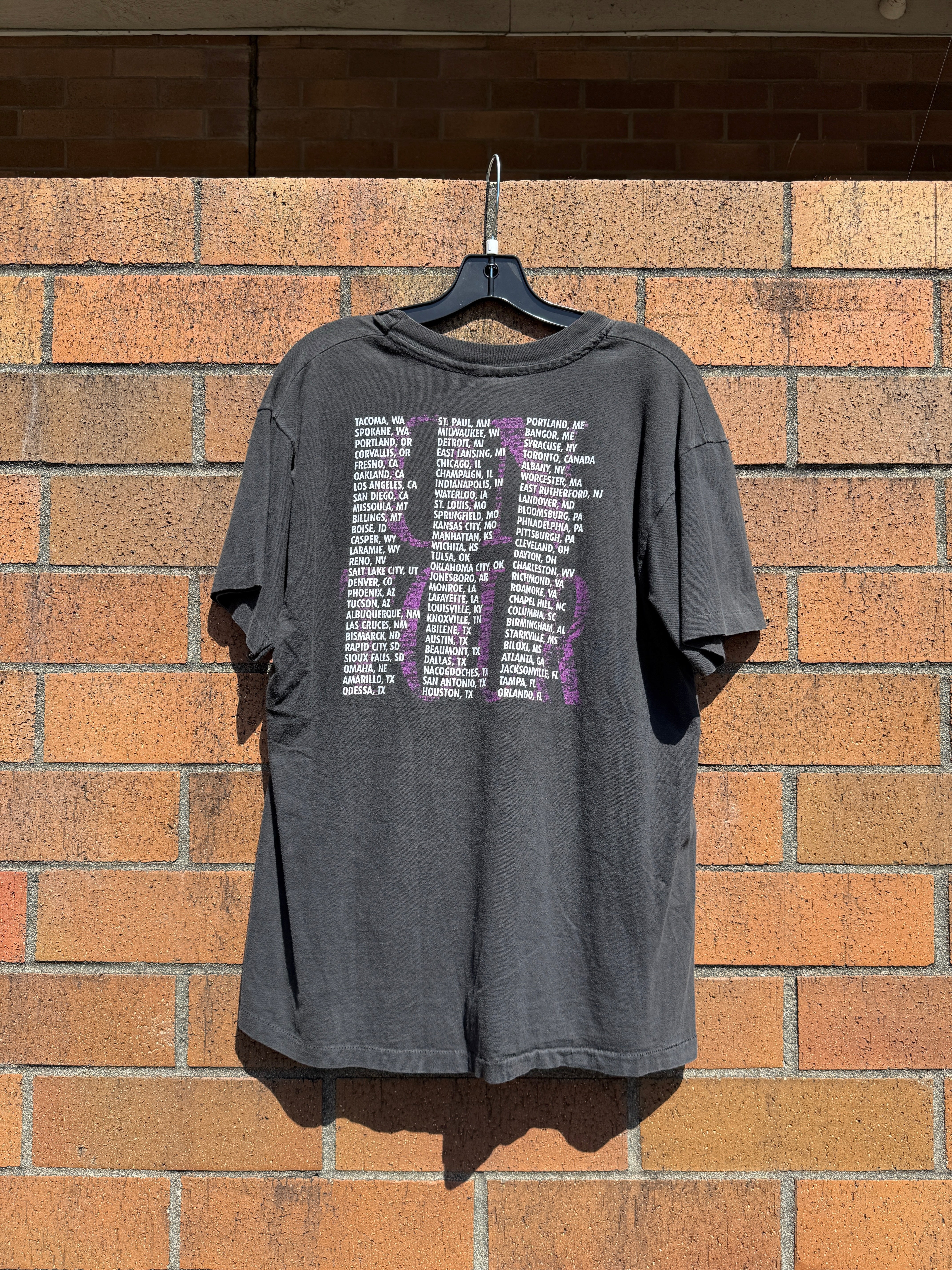 1992 Garth Brooks On Tour Tee Size L