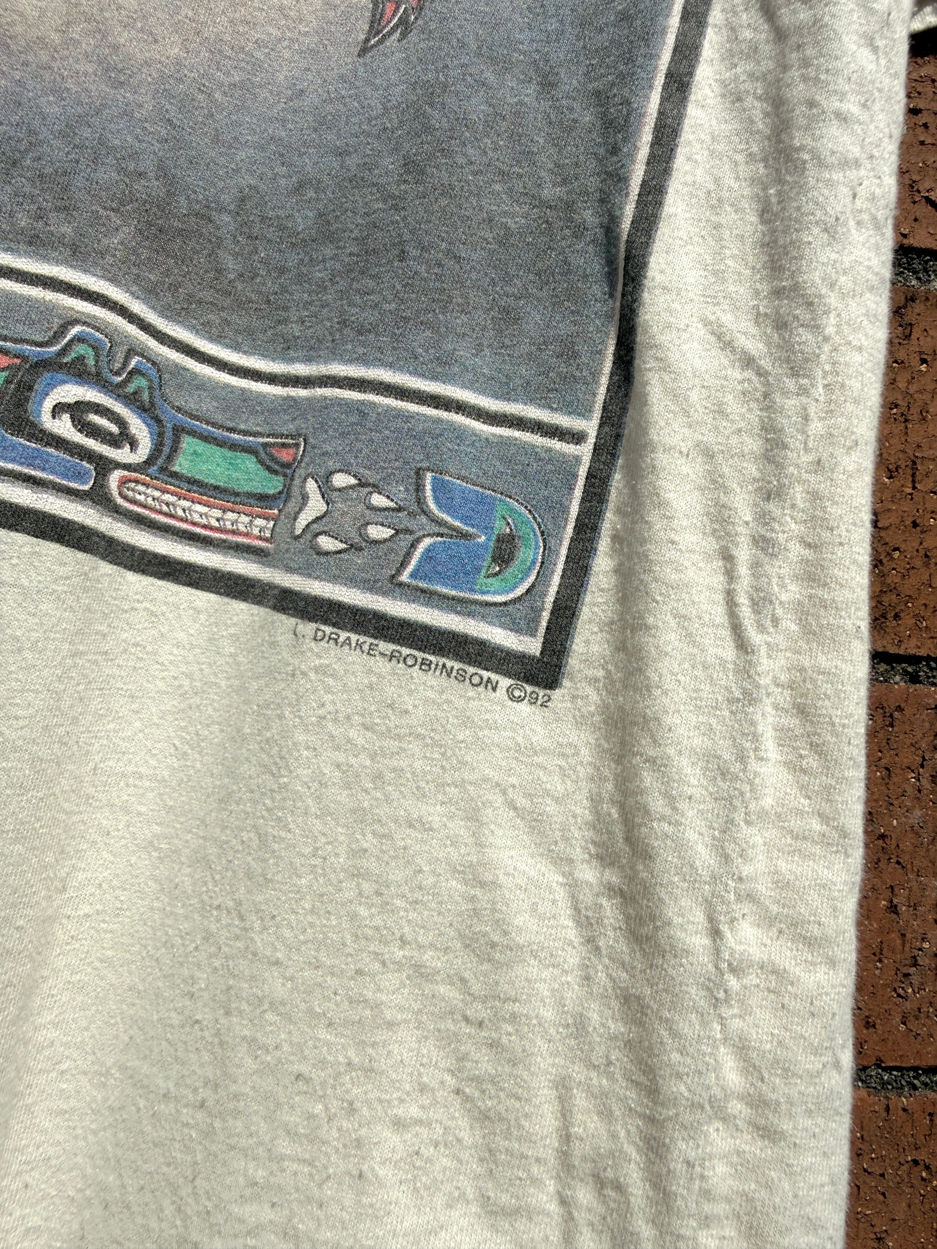 1992 Native American Wolf Art Tee Size M