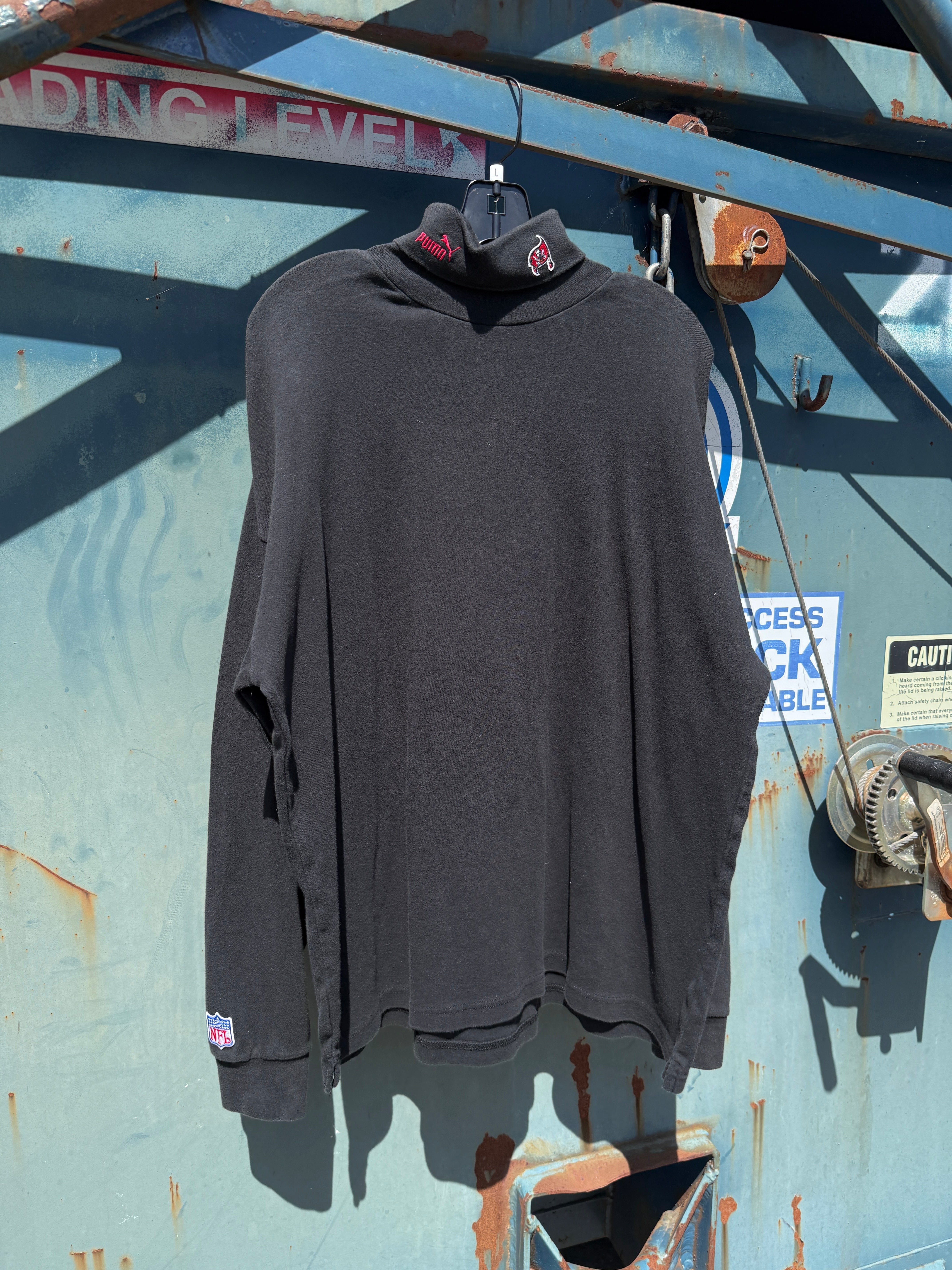 Y2K Puma Tampa Bay Buccaneers Turtleneck Top Sz L