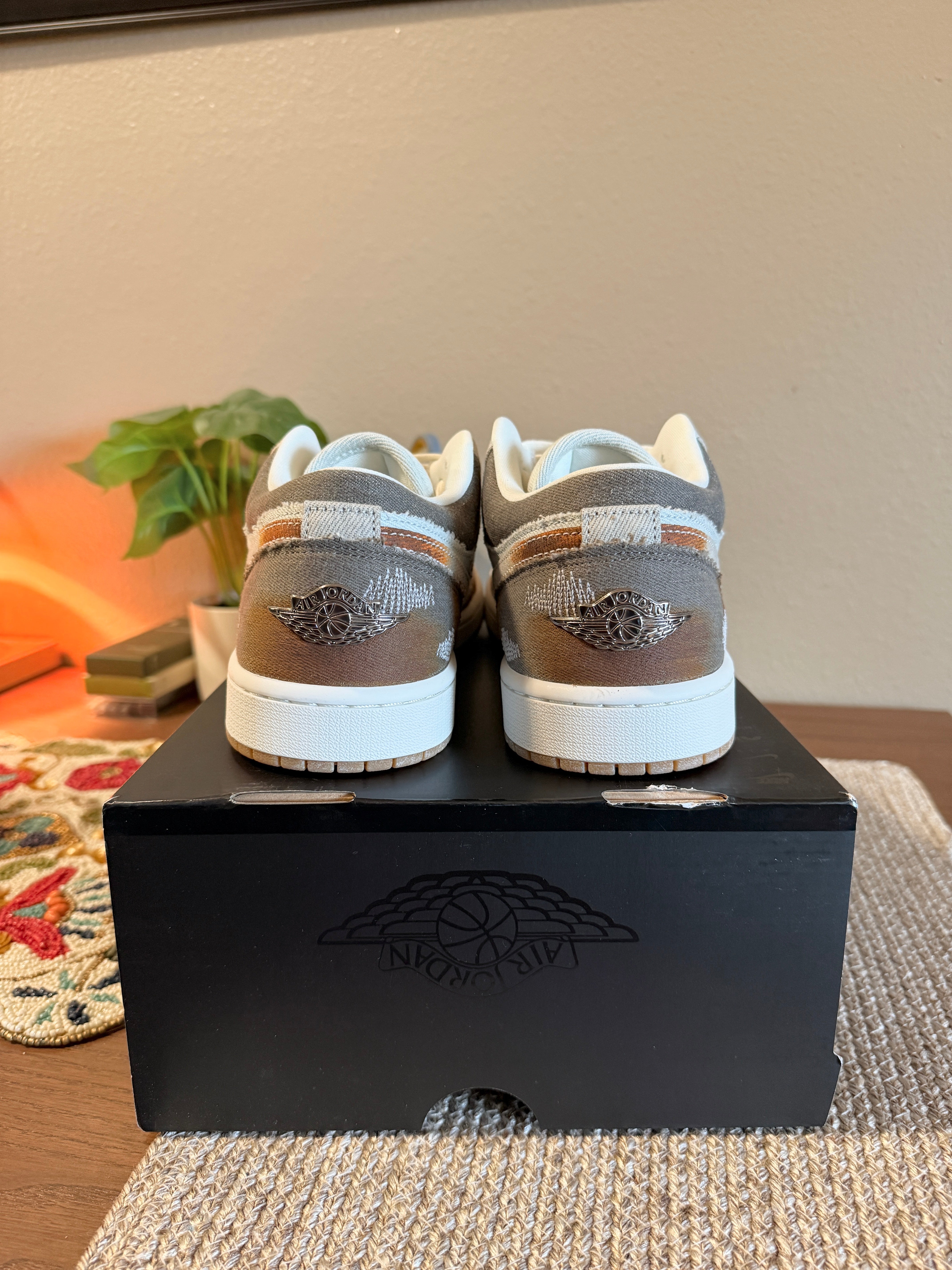 Jordan 1 Low SE Multi-Color Sail Light Bone Size 11 MISSING LID