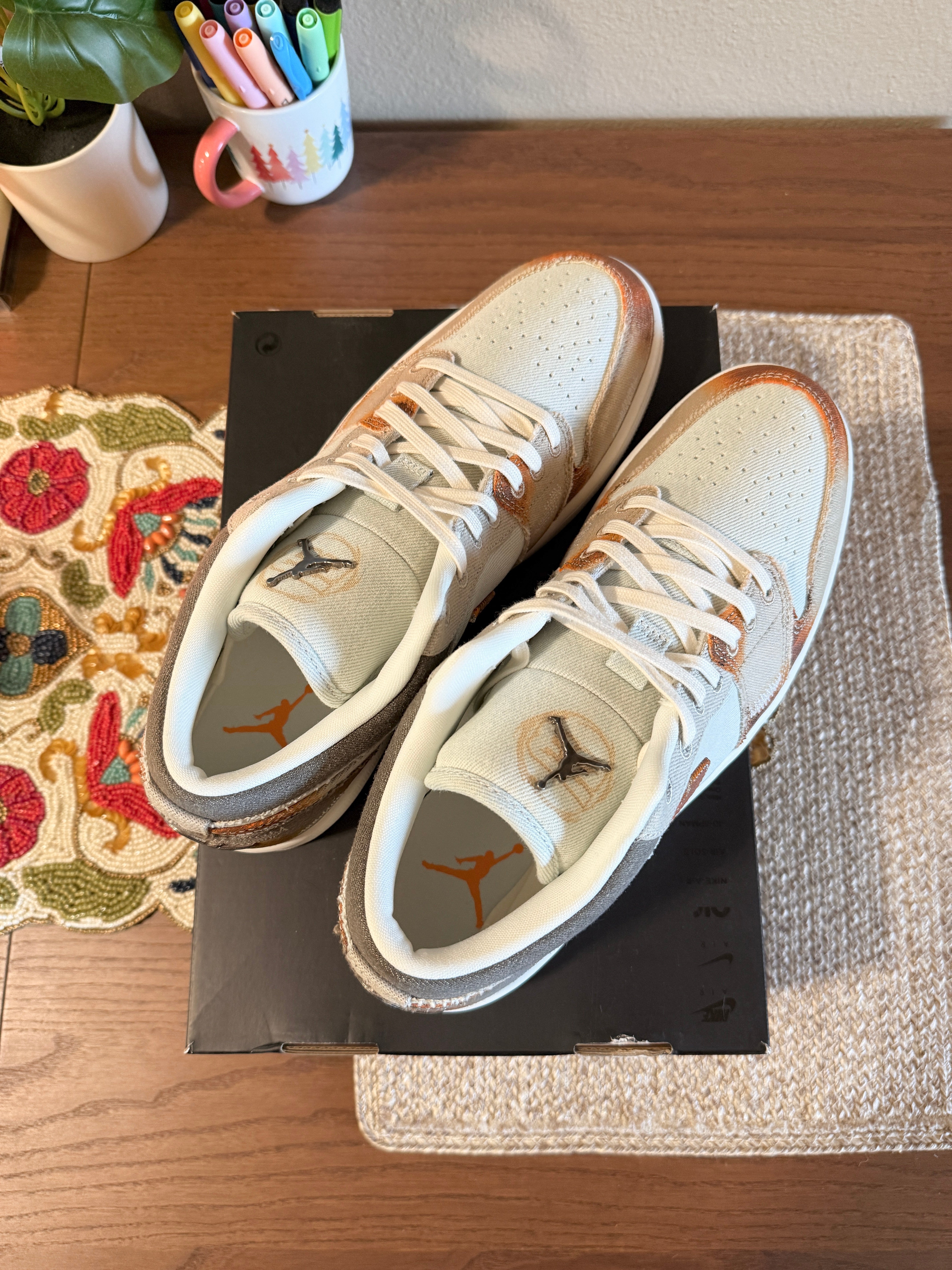 Jordan 1 Low SE Multi-Color Sail Light Bone Size 11 MISSING LID