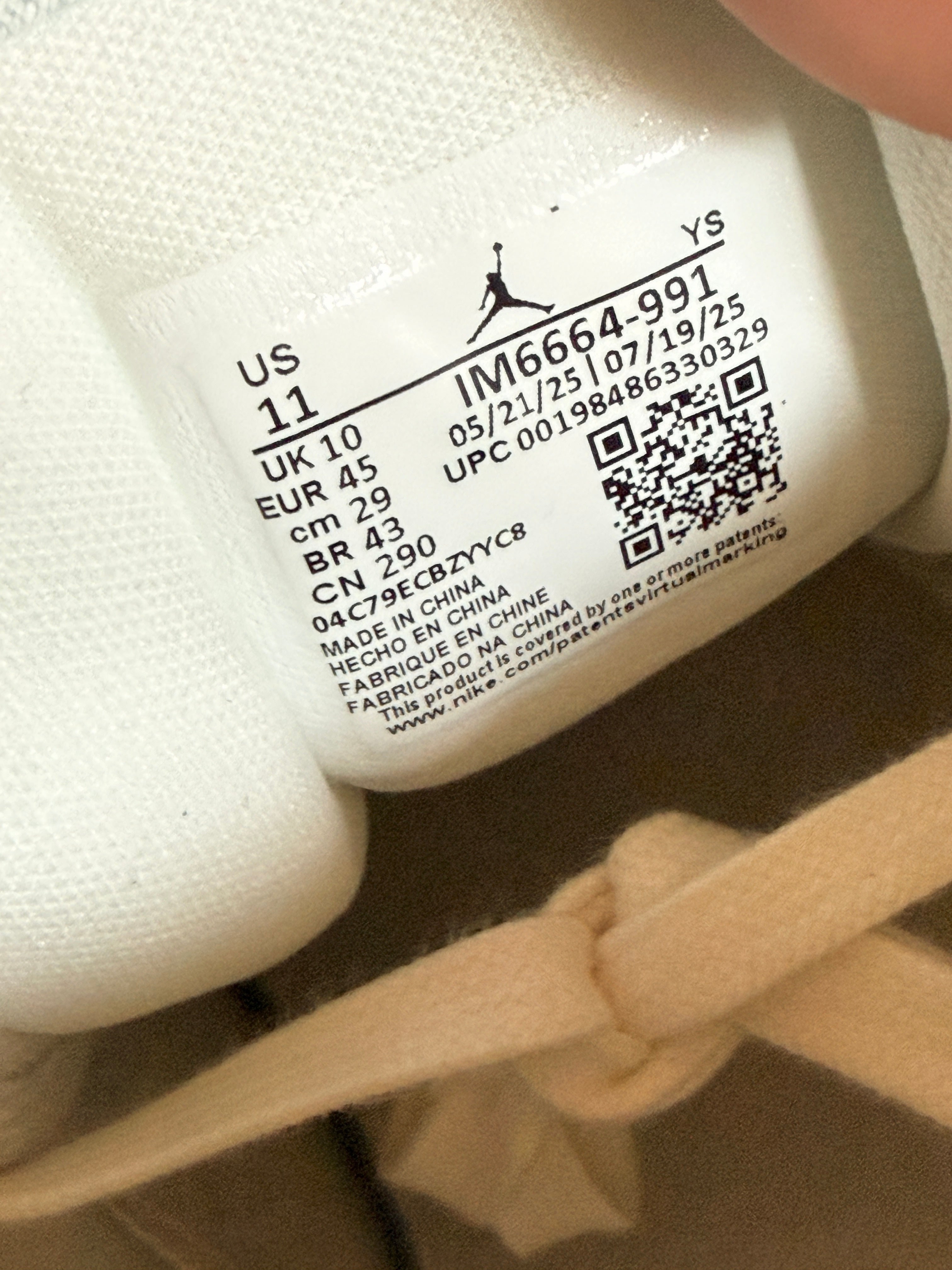 Jordan 1 Low SE Multi-Color Sail Light Bone Size 11 MISSING LID