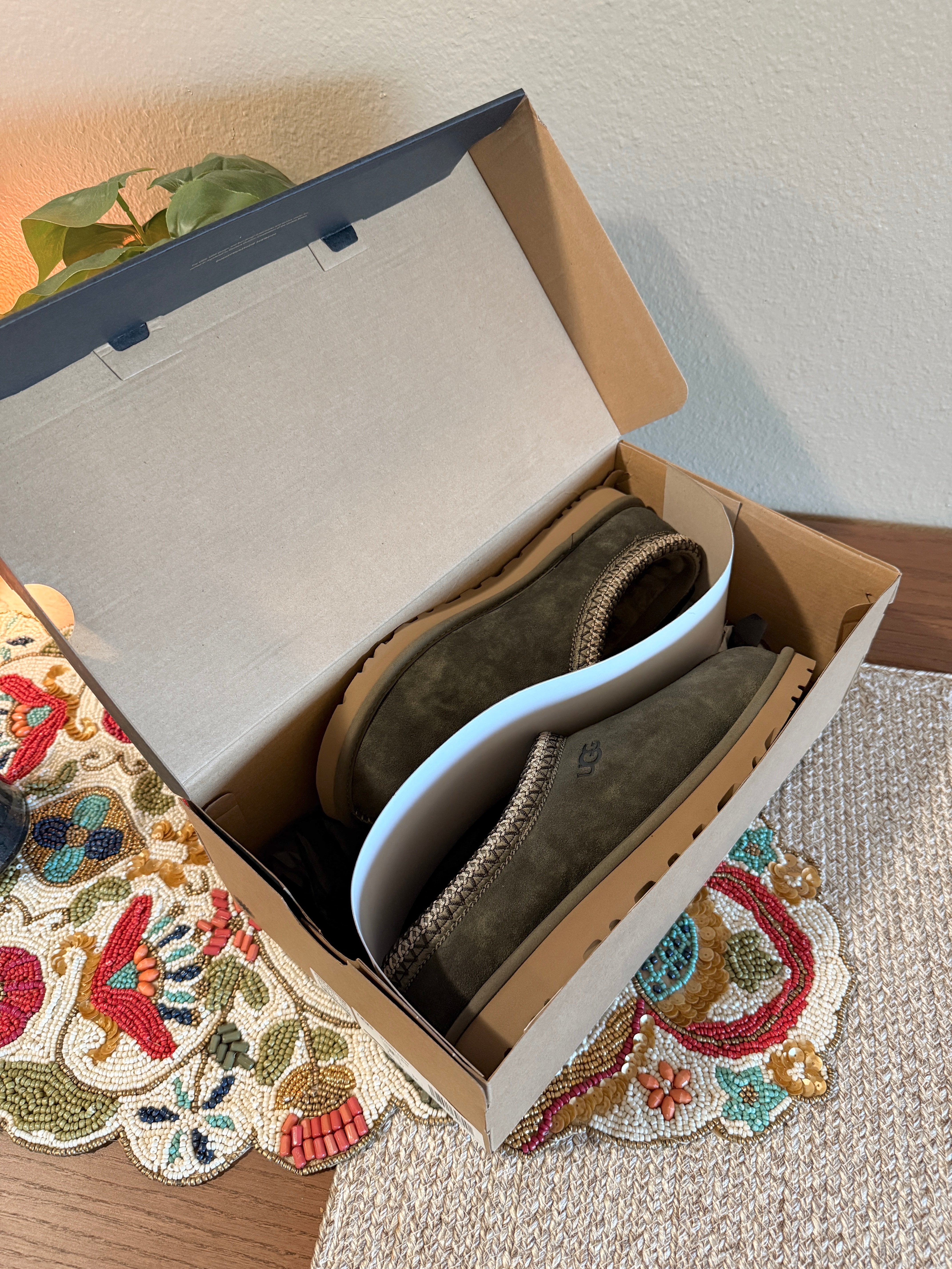 UGG Tasman Baxter Slipper Clog Burnt Olive Size 8