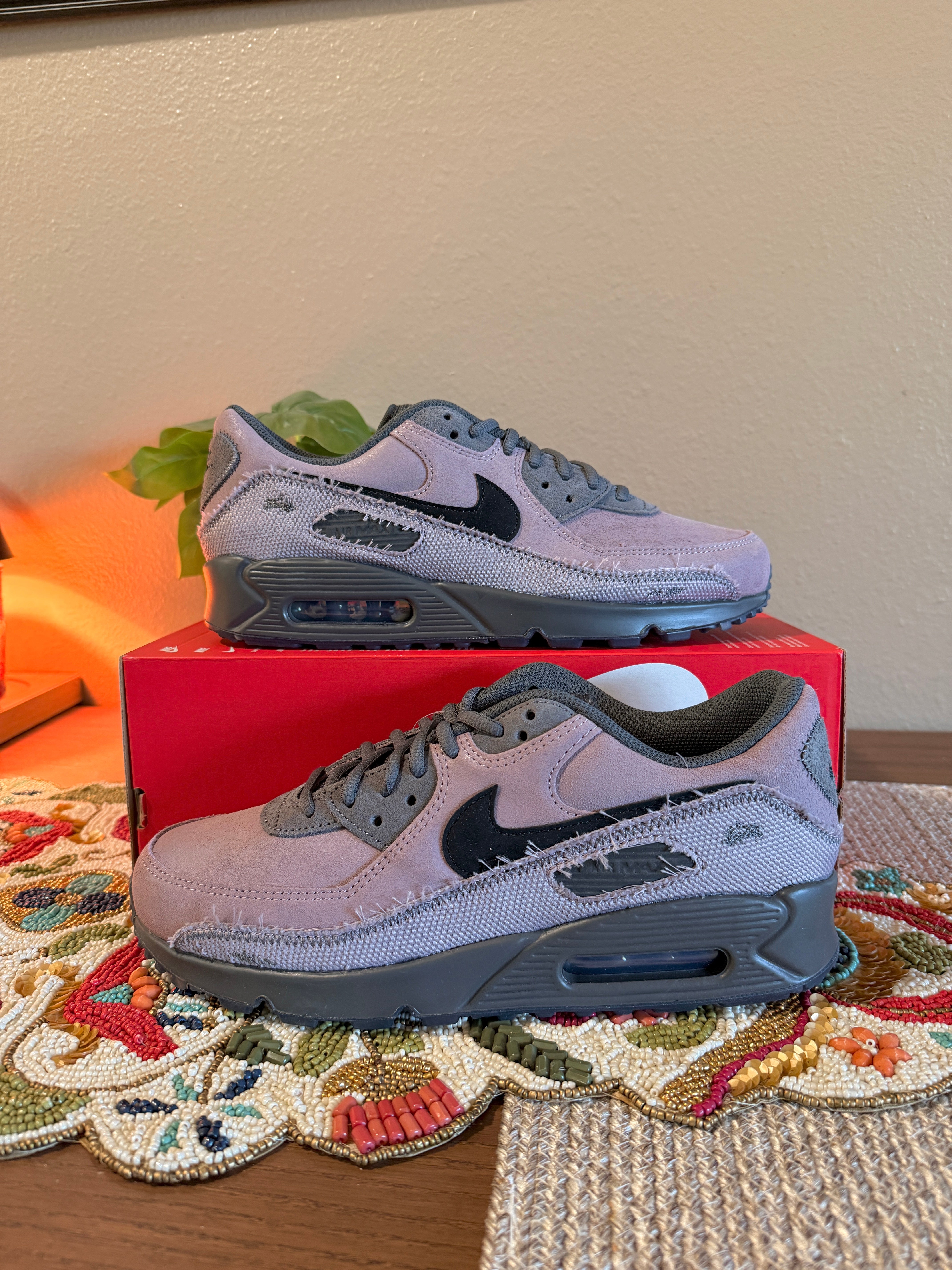 Nike Air Max 90 Premium Light Violet Ore Size 10 MISSING LID